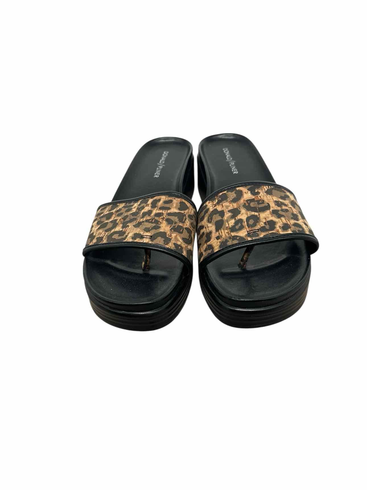 Donald Pliner Tan Sandals Shoe Size 9.5 **NEW**