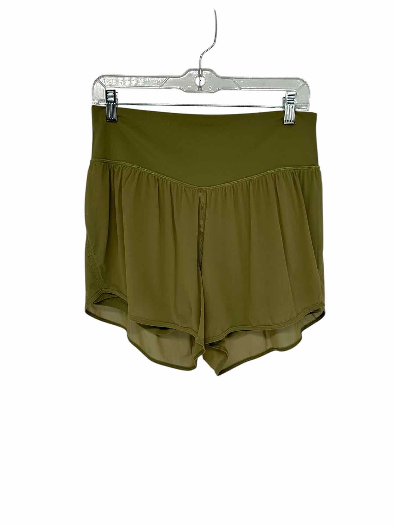 Lululemon Nulu & Mesh High Rise Yoga Shorts Green Size 10