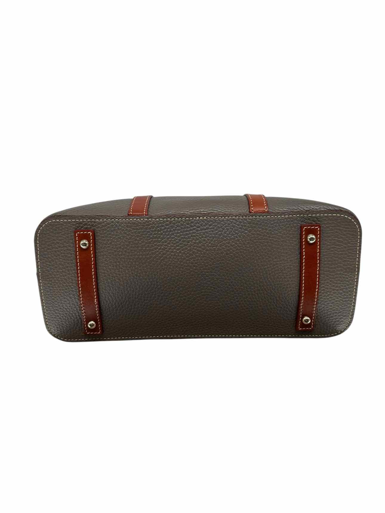 Dooney & Bourke Wayfarer Large Zip Tote