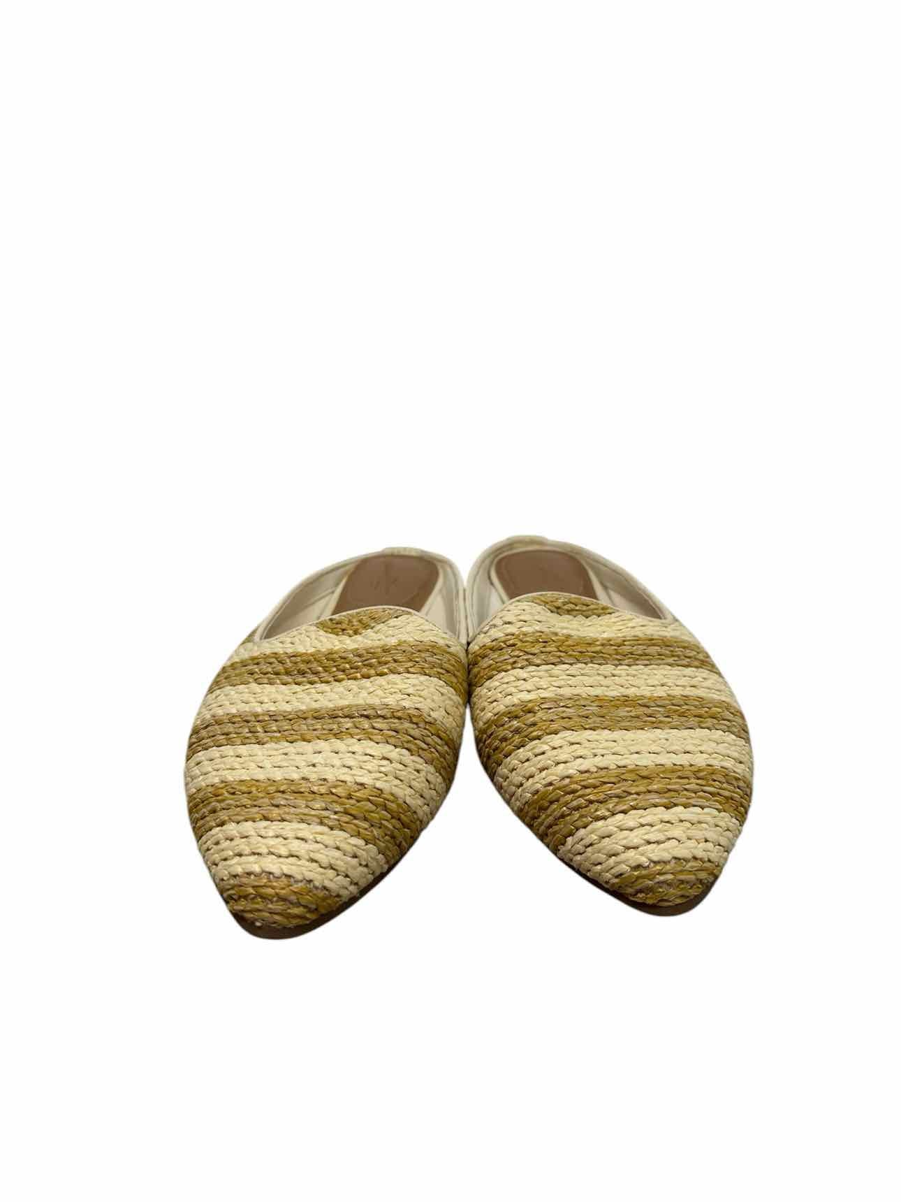 Universal Threads Beige Mules Shoe Size 7 **NEW**