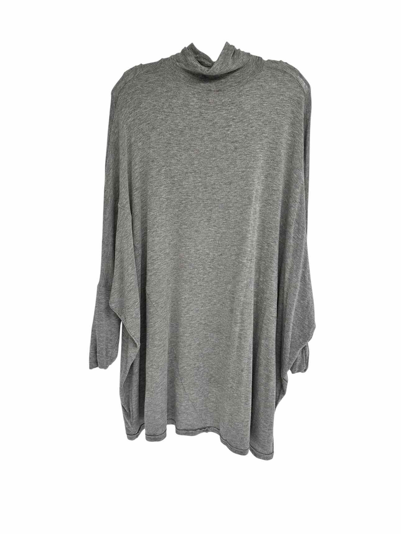 We The Free Gray Be Free Tunic Size M