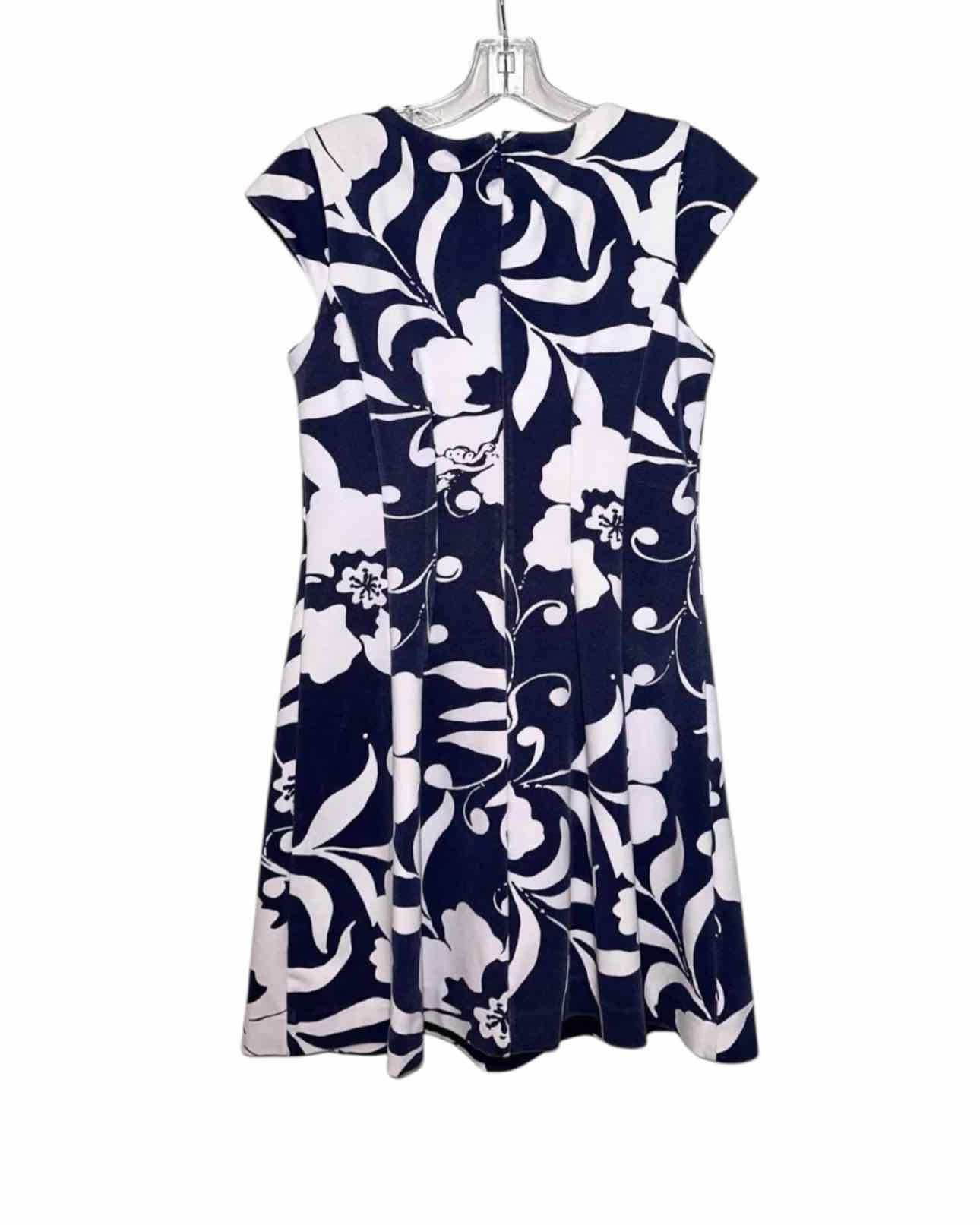 Lilly Pulitzer Navy Size M Dress