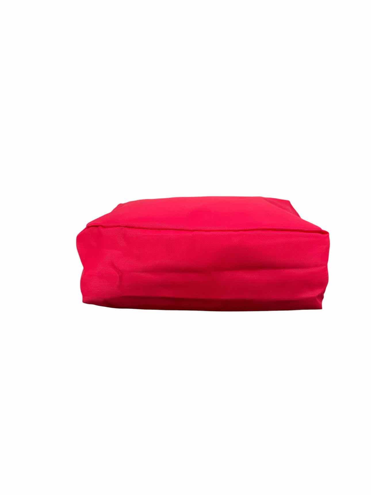 Scout 2-Way Toiletry Bag in Hot Pink **NEW**