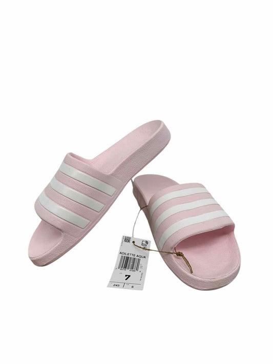Adidas Adilette Aqua Pink Slides Shoe Size 7 **NEW**