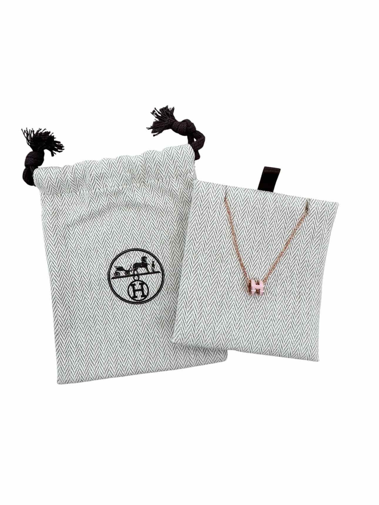 Hermes Mini Pop H Pendant Necklace in Rose Dragee **NEW**