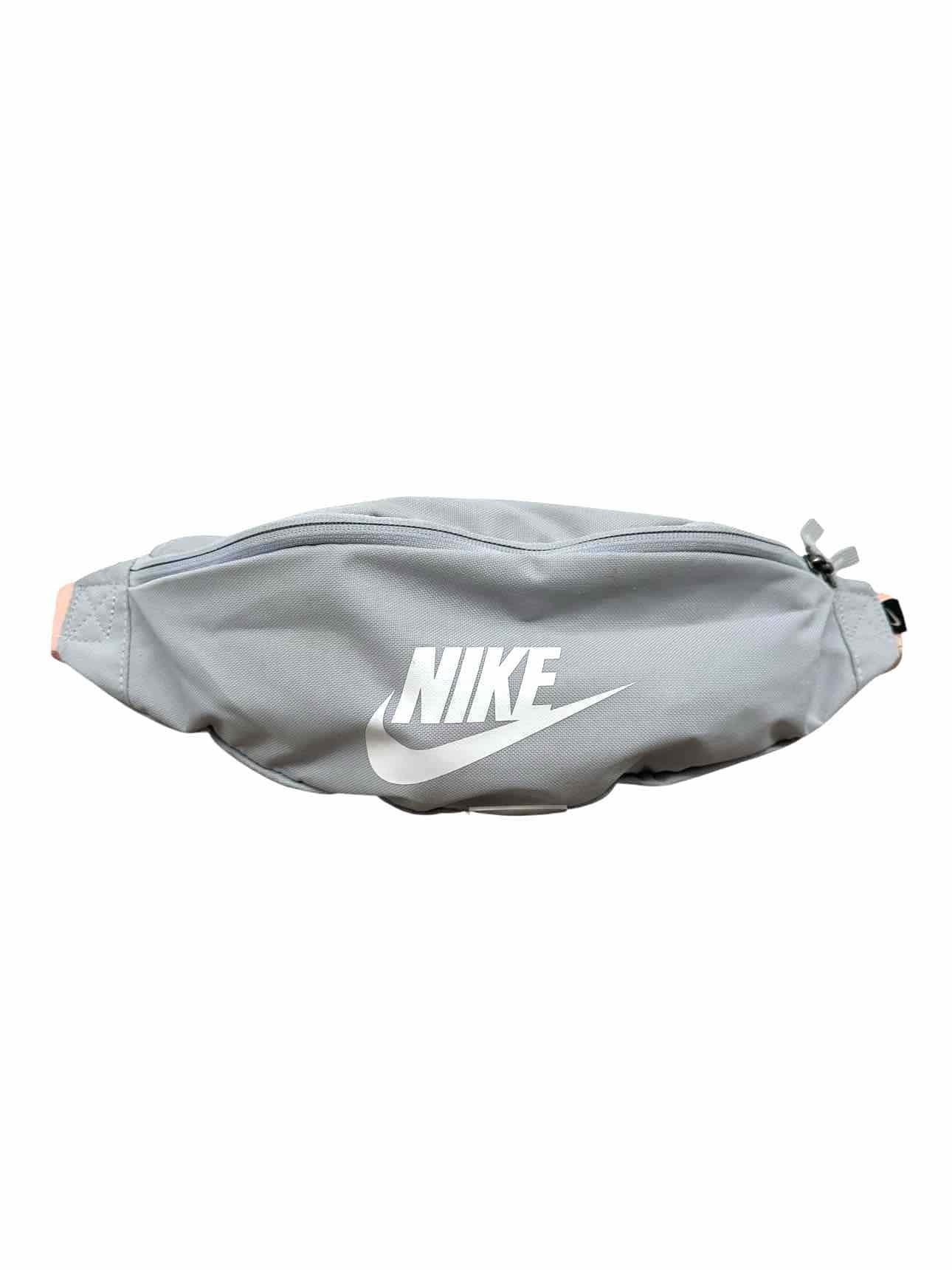 Nike Green Nylon Large Belt Bag
