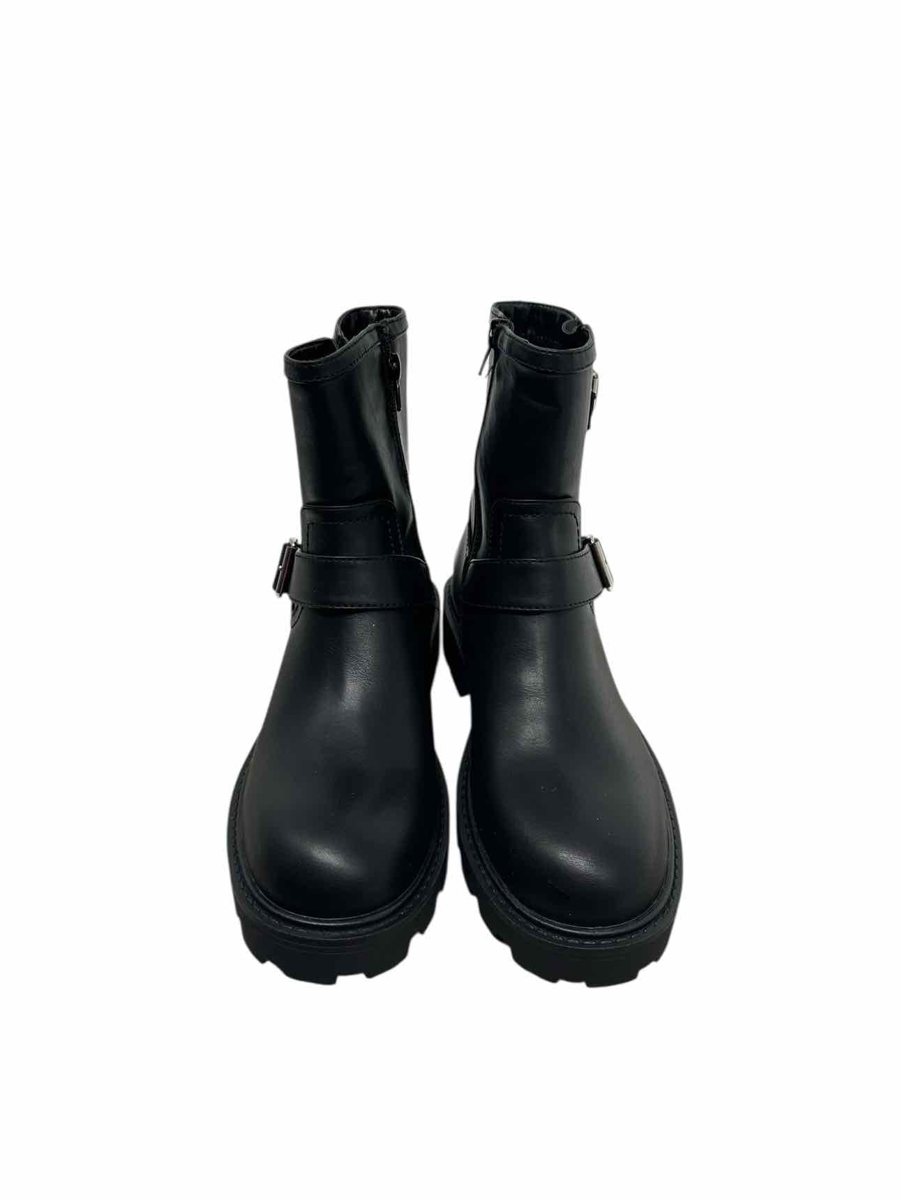 Steve Madden Fareway Black Boots Shoe Size 7.5  **NEW**