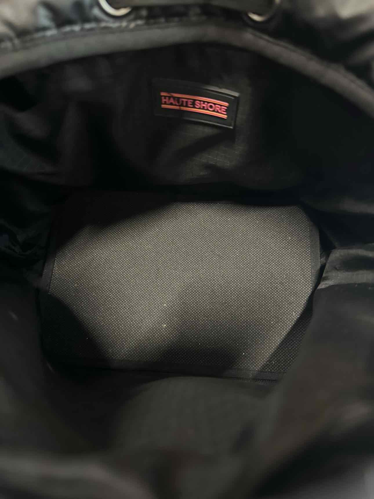 Haute Shore Lindsey Noir Puffer Bucket Bag1