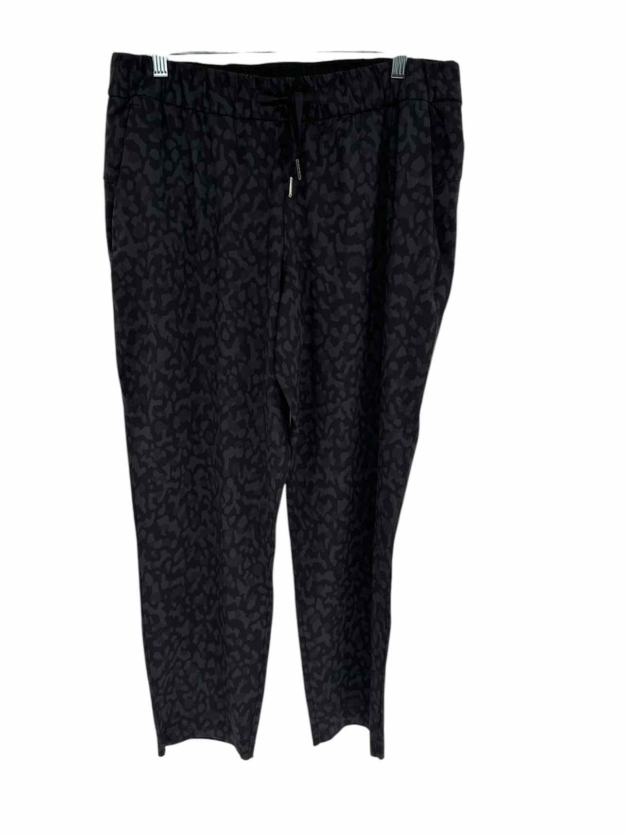 Lululemon On the Fly 7/8 Pant Gray Size 12