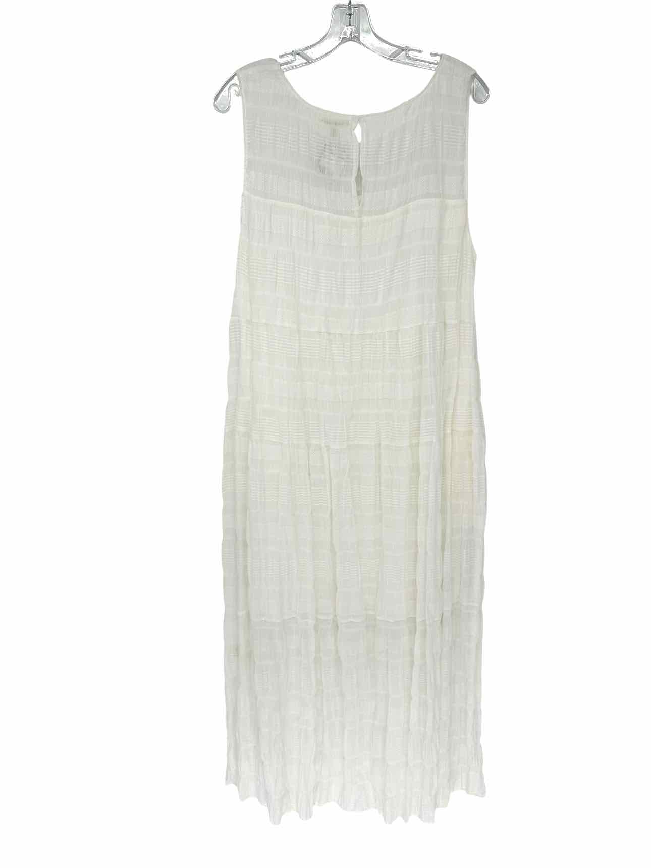 Max Studio White Sleeveless Maxi Size XL