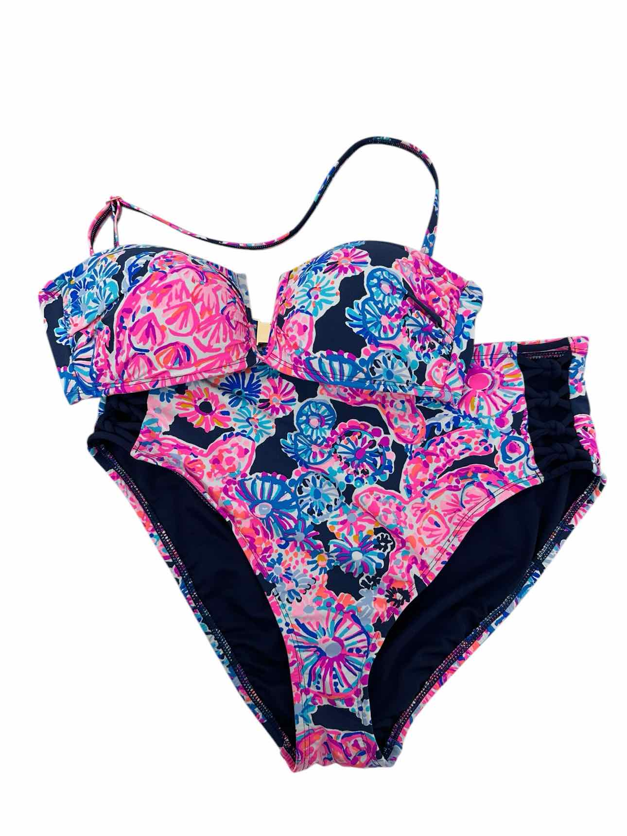 Lilly Pulitzer 2 Pc Swimsuit in Turtle Amazement Size 8/10