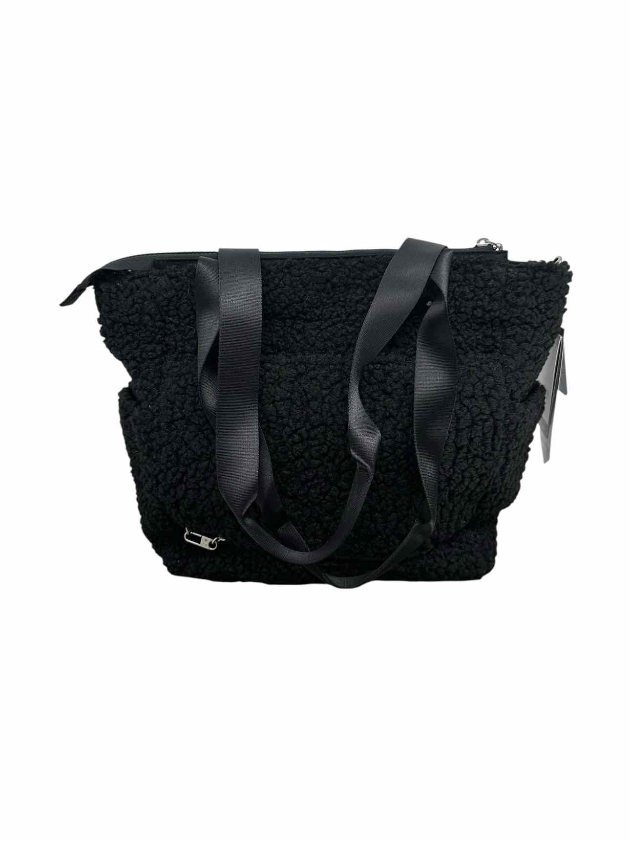 Baggallini Carryall North South Tote Black Sherpa **NEW**