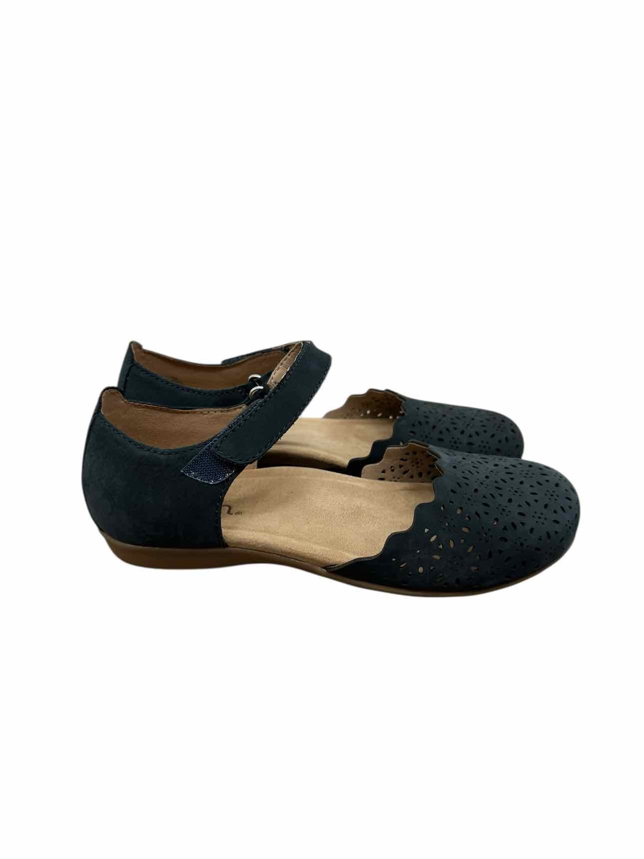 Earth Brynn Perforated Mary Janes Navy Shoe Size 7