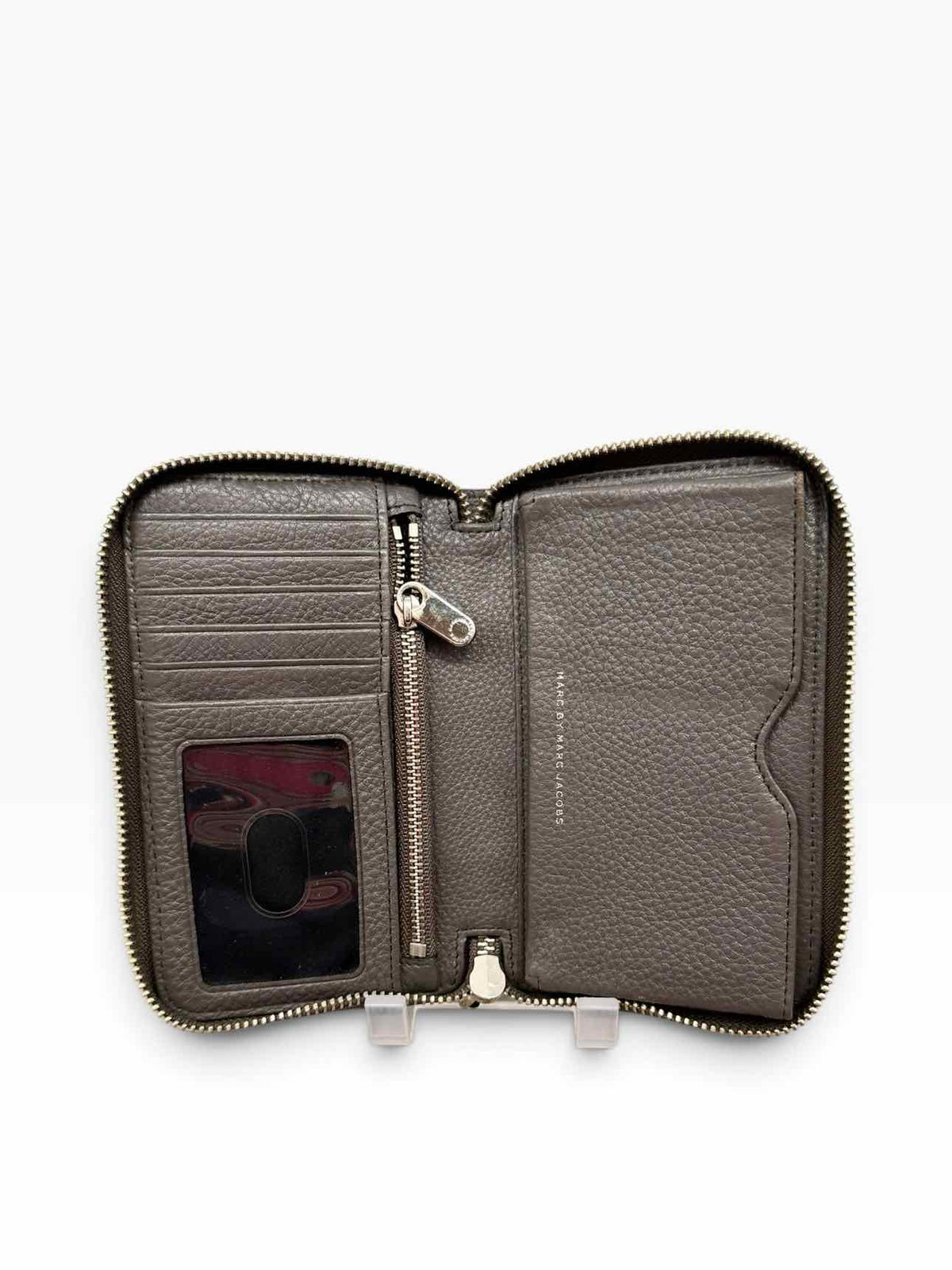Marc by Marc Jacobs Jacobs Zip Around Wallet