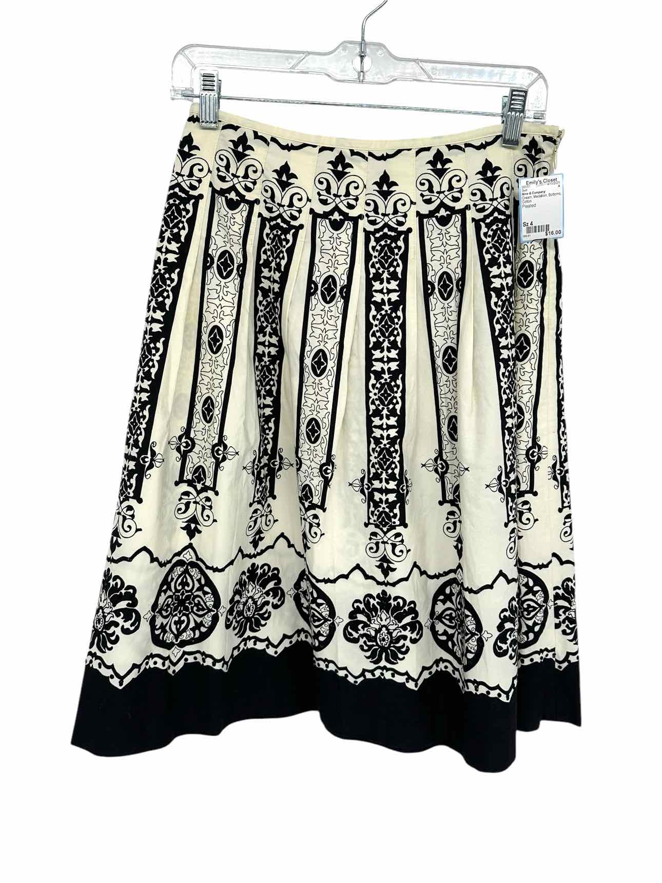 Nine & Company Cream Size 4 Skirt
