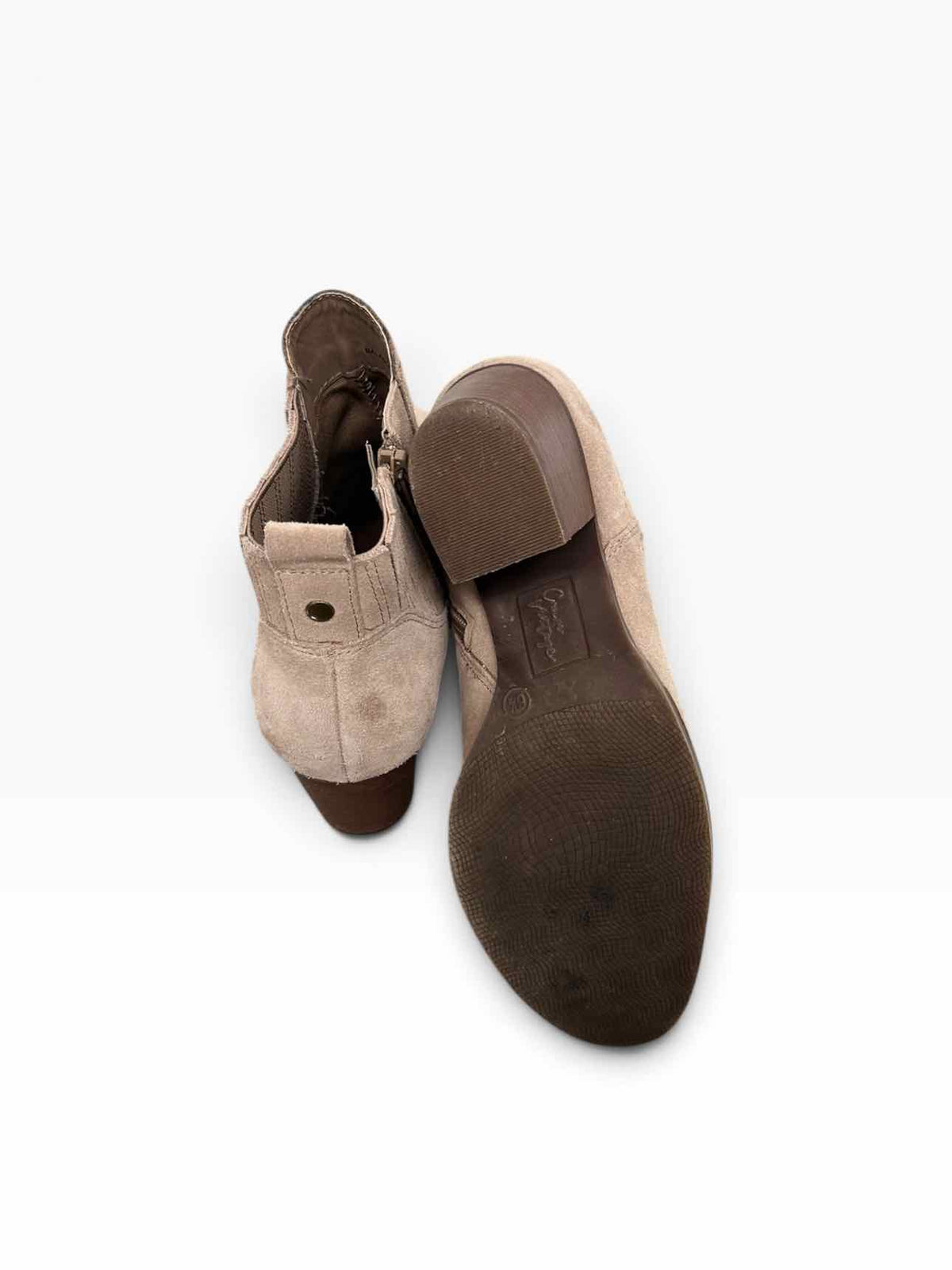 Crown Vintage Cindy Block Heel Beige Bootie Shoe Size 6.5