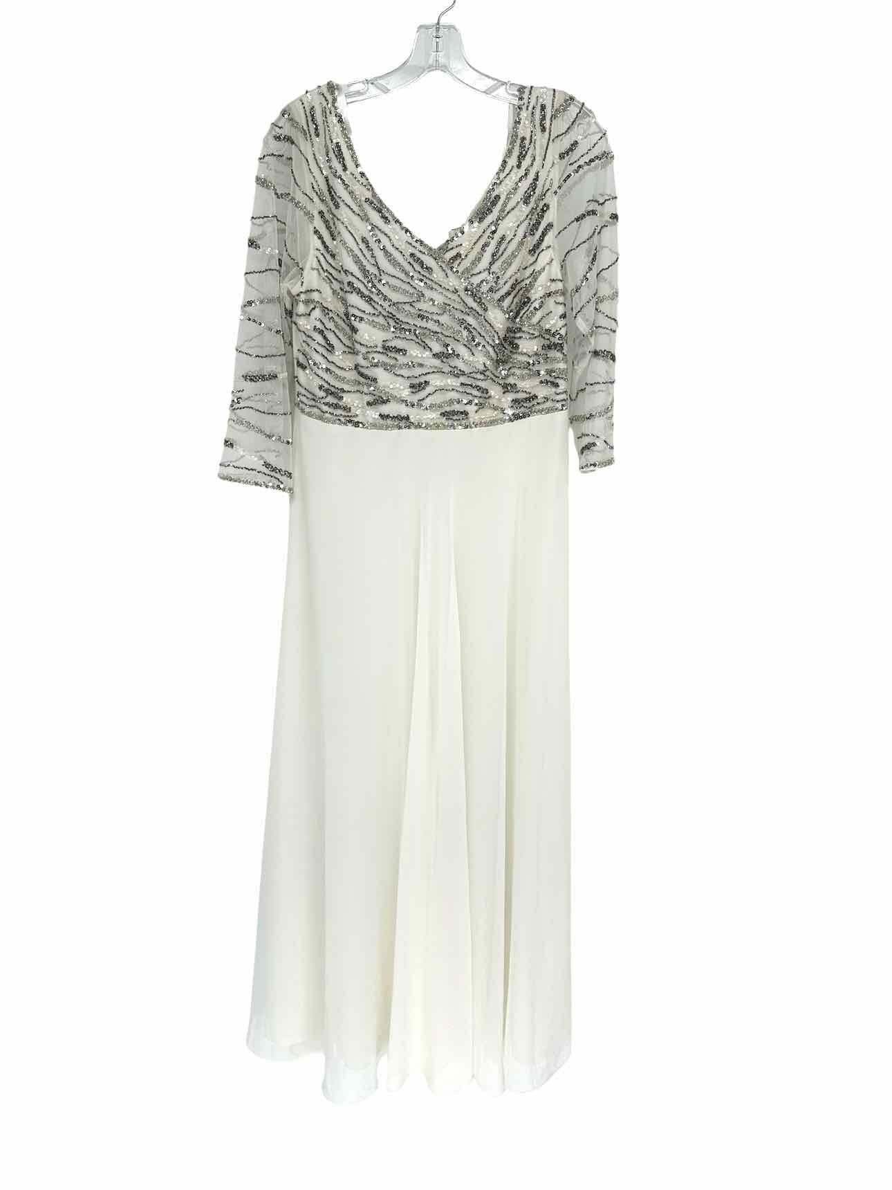 JKara Ivory Size 8P Gown