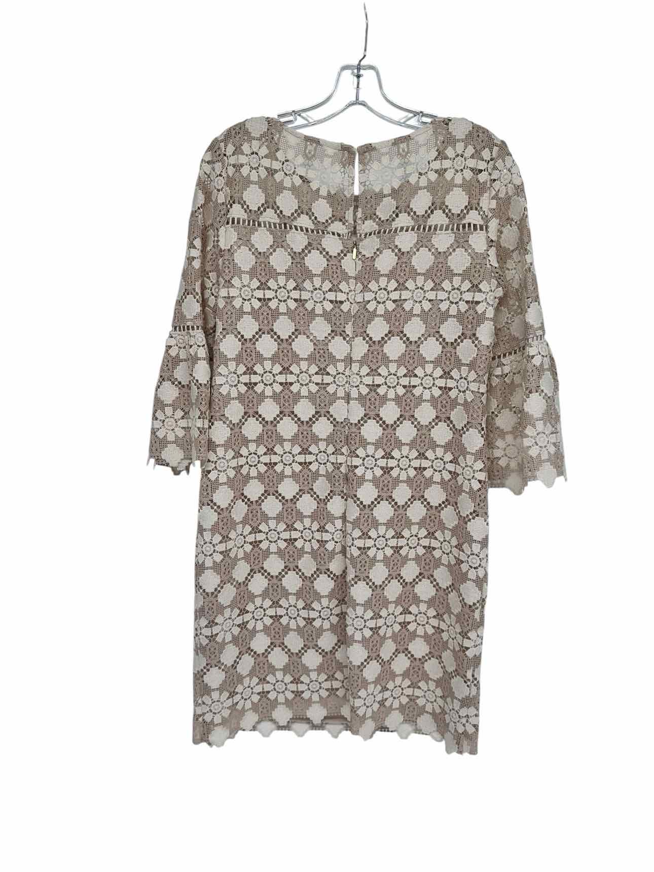 Trina Turk Quinn Bell Sleeve Dress Size 6 **NEW**