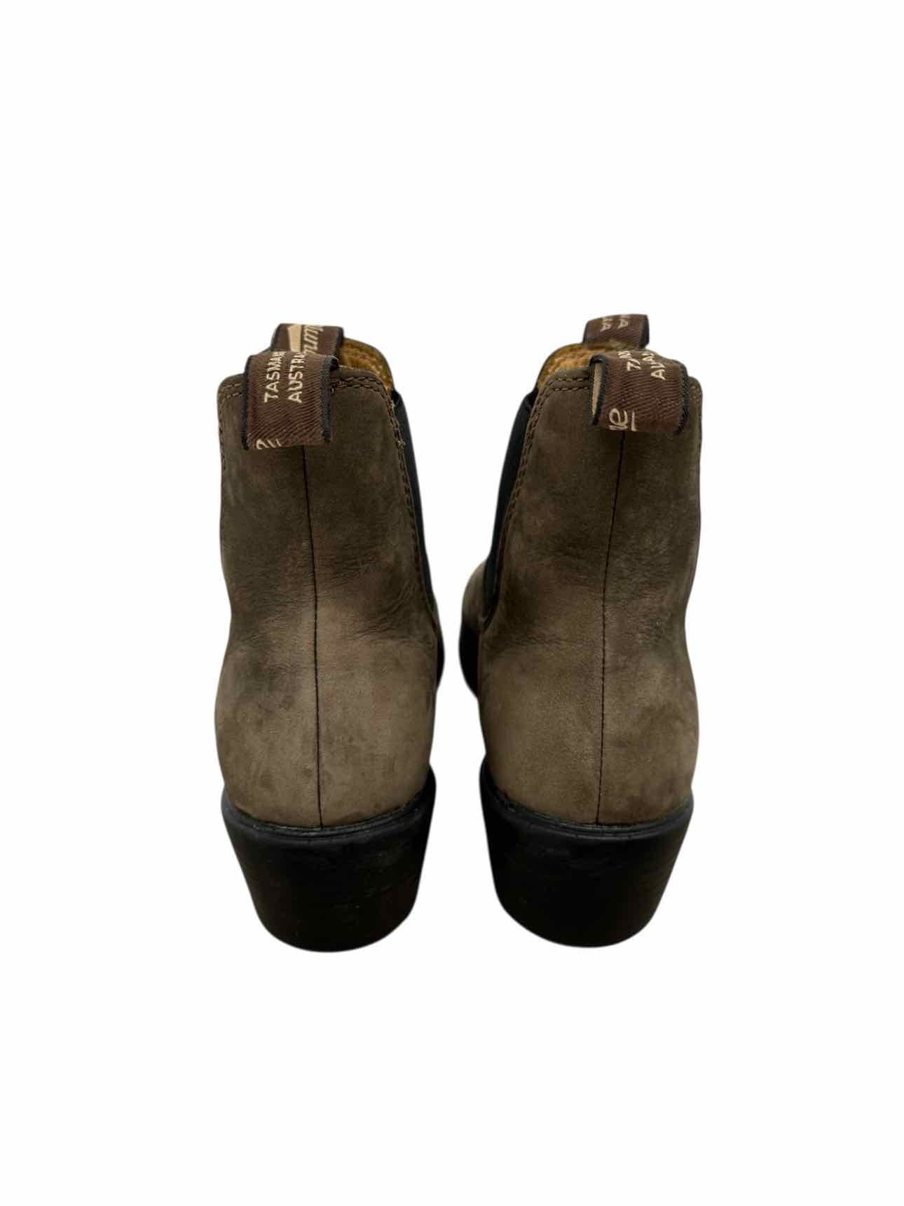 Blunderstone Series #1673 Lug Sole Brown Bootie Shoe Size 7