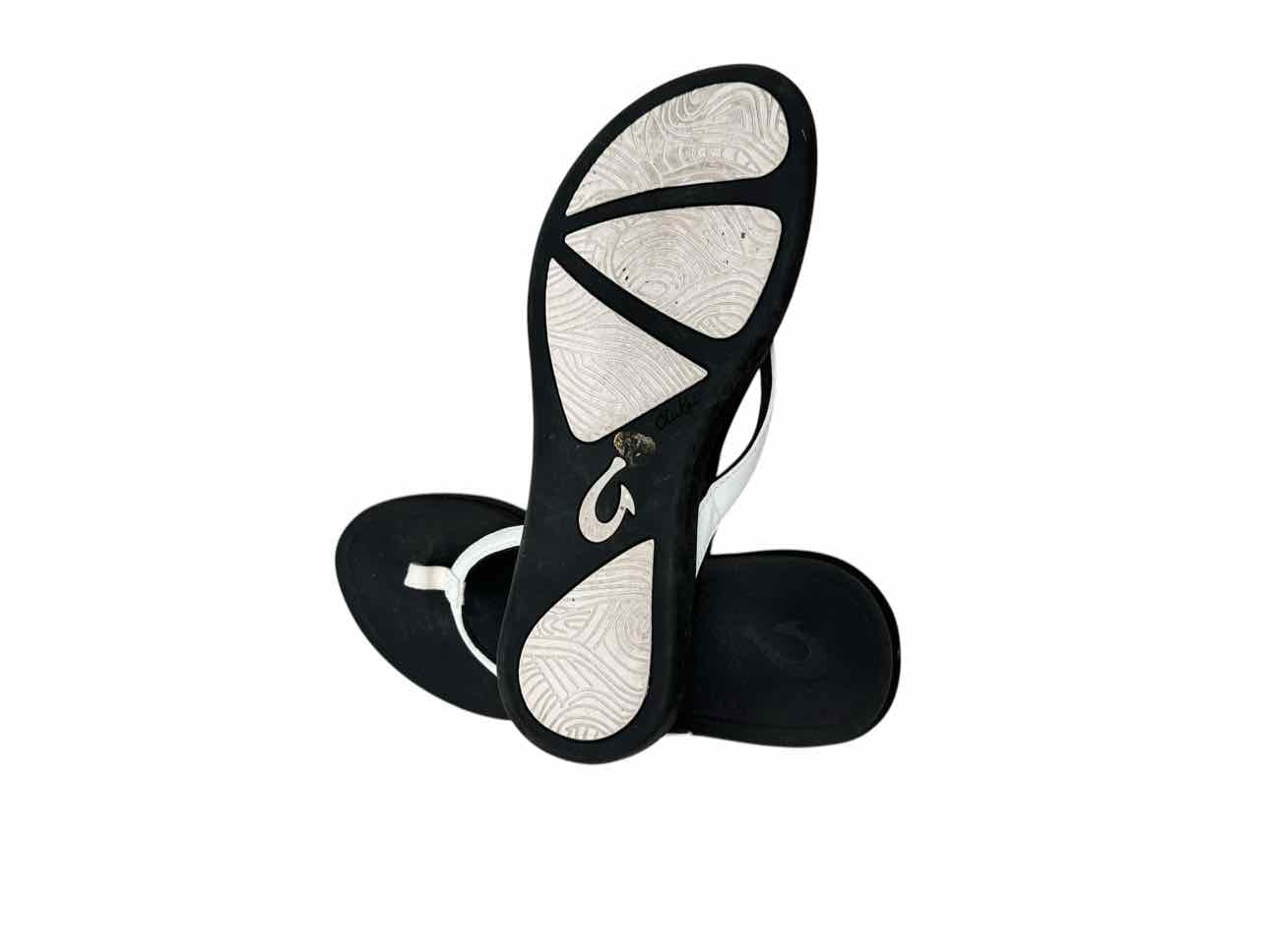 Olukai White Hoopio Malua Flip Flops Shoe Size 8