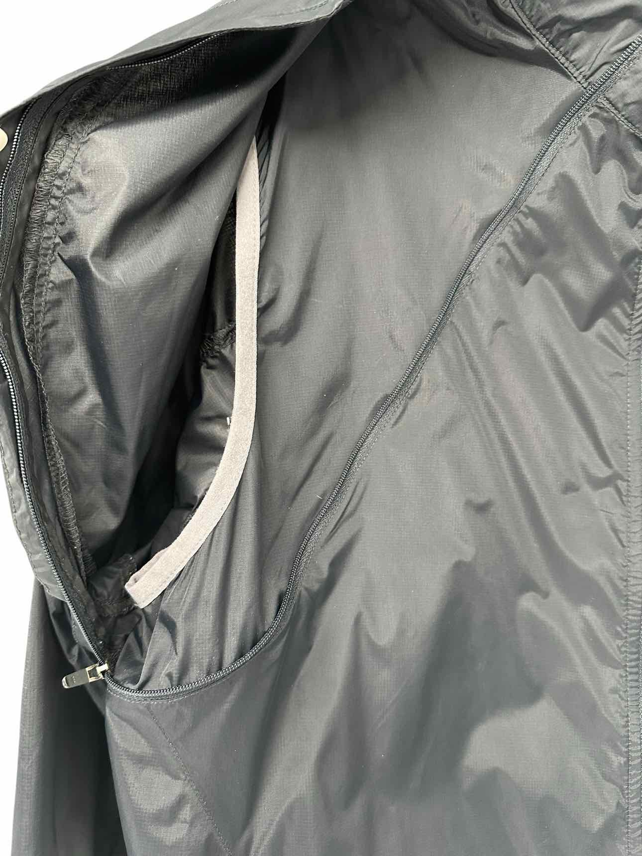 Fitness Gear Black Convertible Rain Jacket/Vest Size L