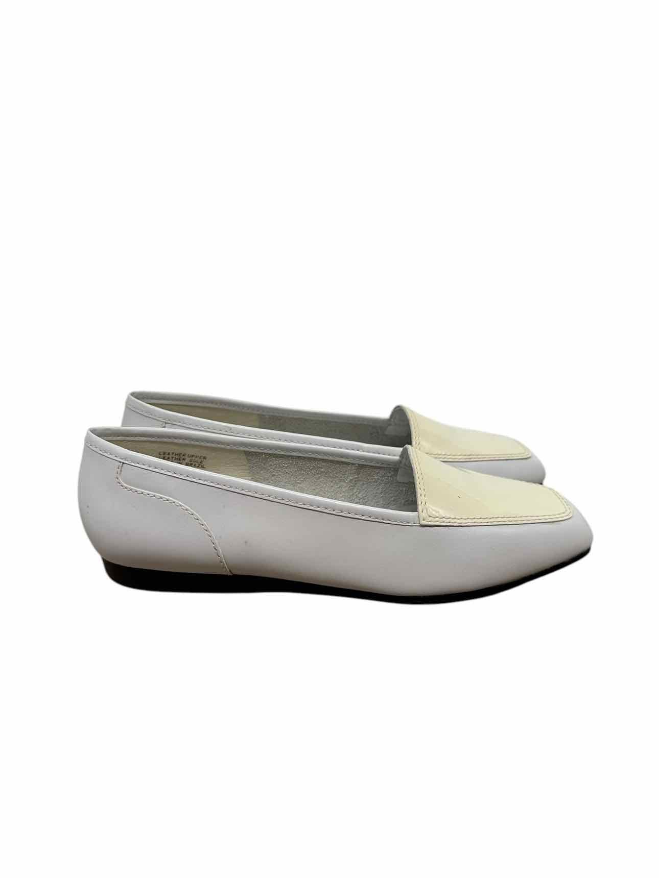 Enzo Angiolni White Flats Shoe Size 7 **NEW**