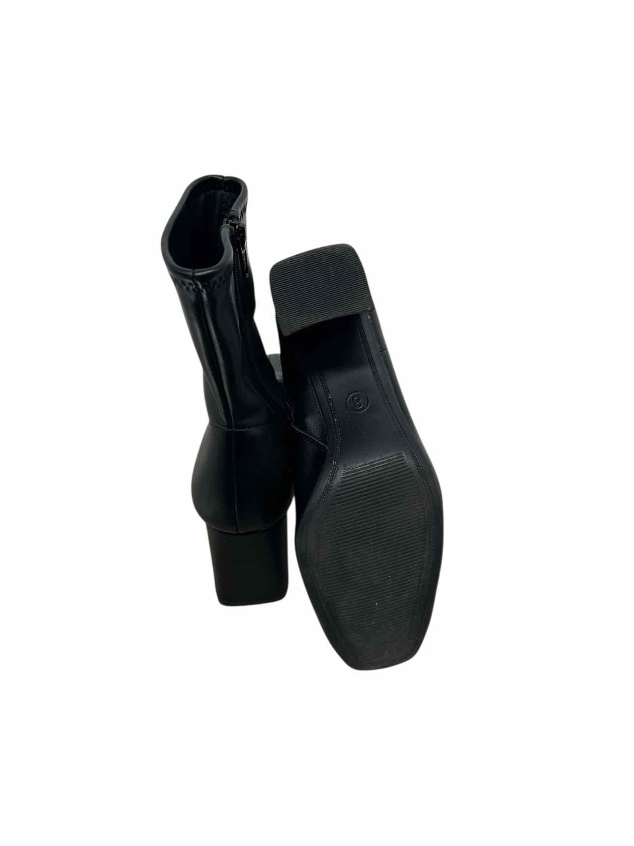 A New Day Black Shoe Size 8 Bootie