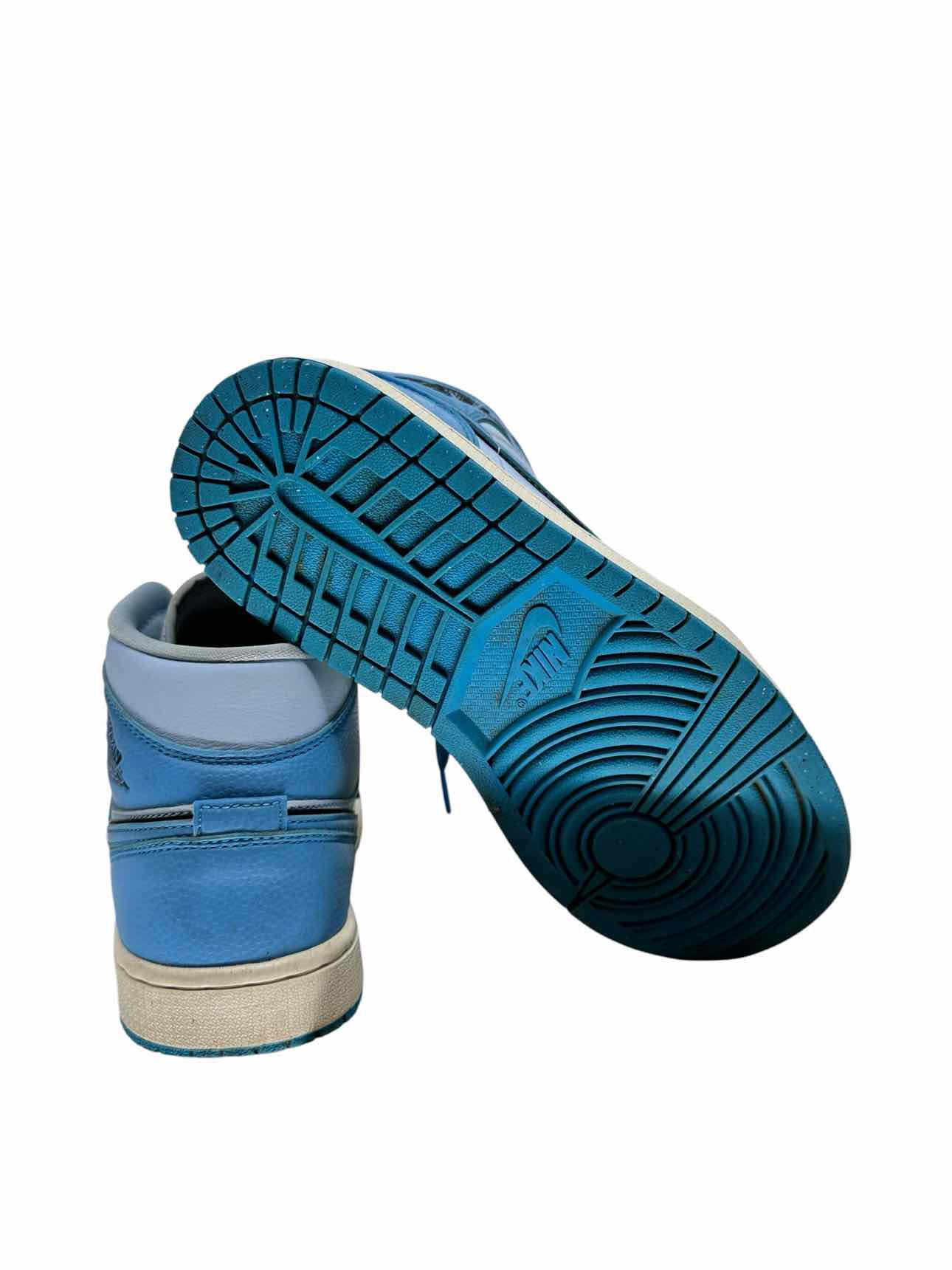 Nike Air Jordan 1 Mid SE in Ice Blue Shoe Size 8
