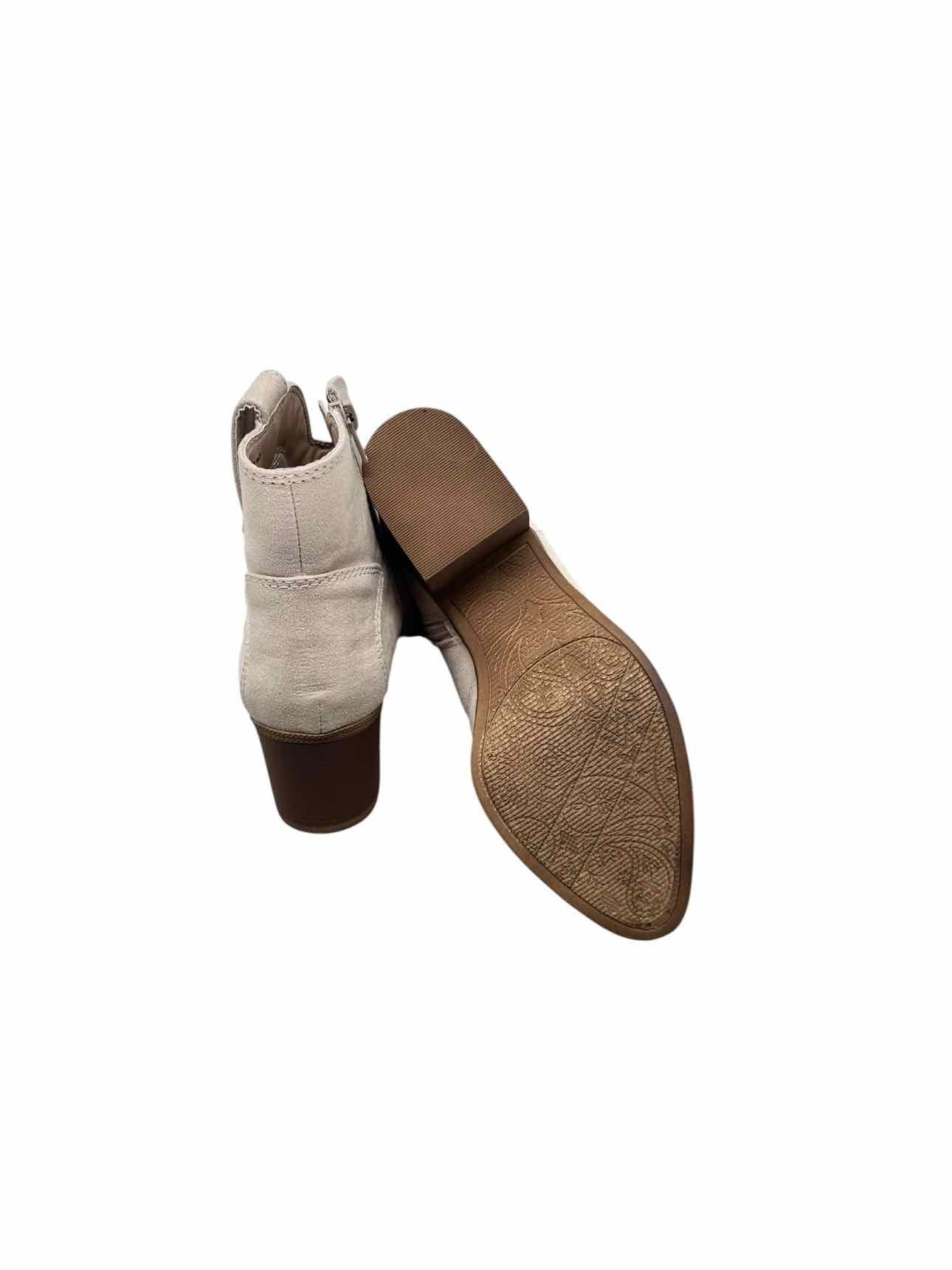 Sonoma Beige Low Cowboy Boots Shoe Size 6.5