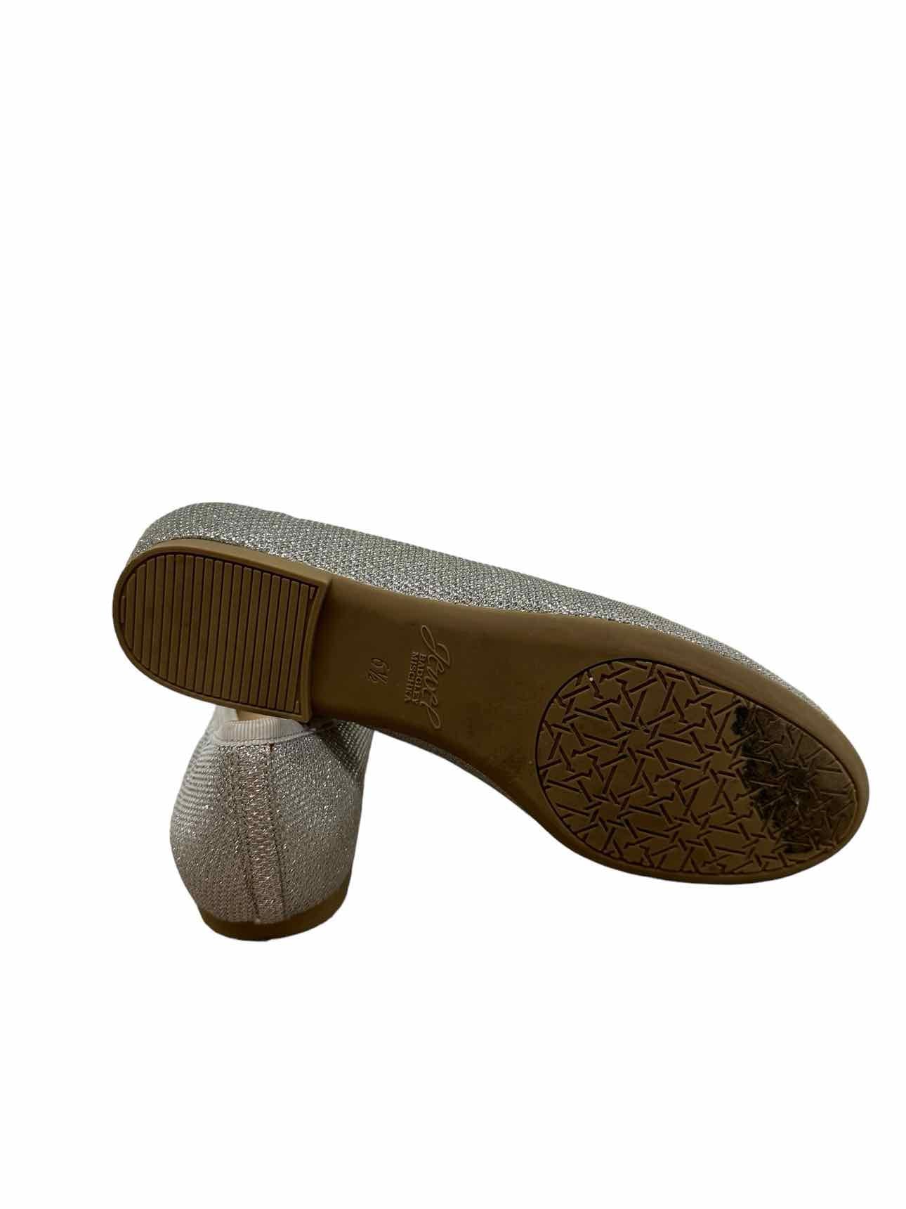 Badgley Mischka Silver Shoe Size 6.5 Flats