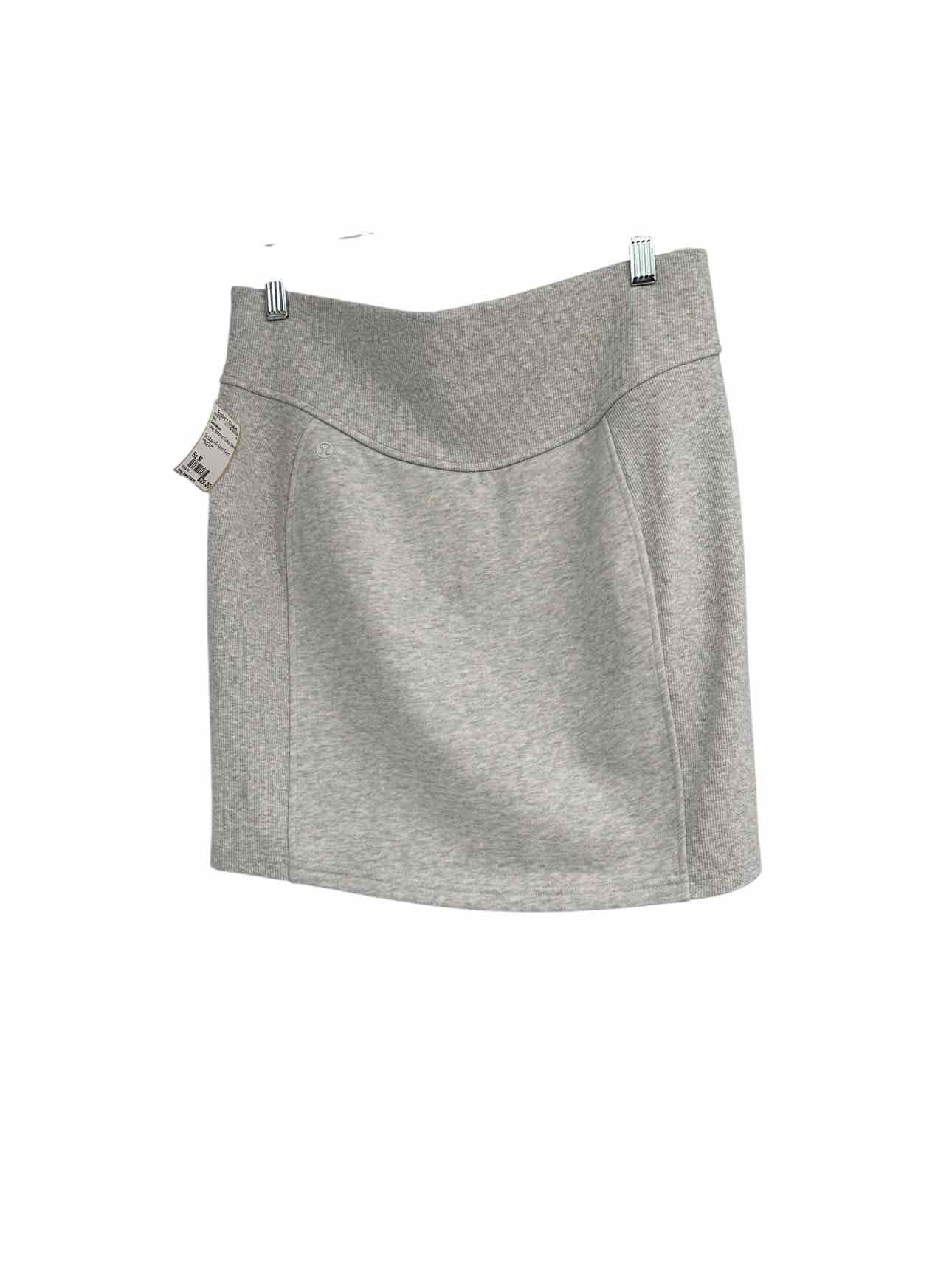 Lululemon Gray Size M Skirt **NEW**