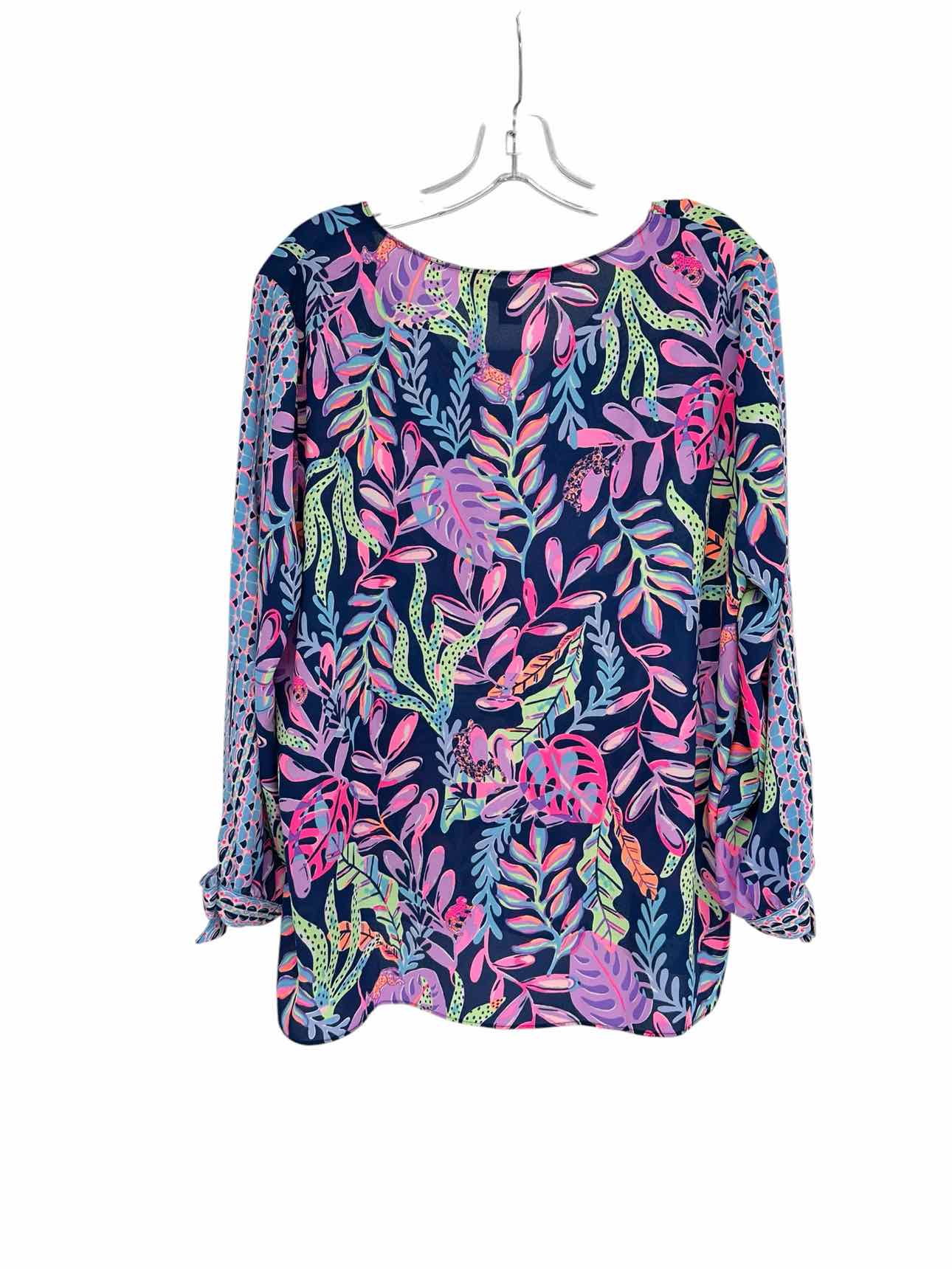 Lilly Pulitzer Pamala Top in Oyster Bay Size L