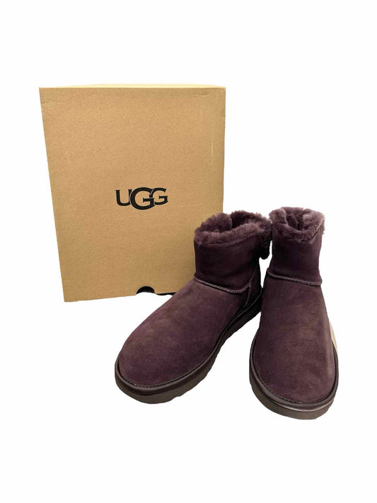 Ugg Plum Bootie Shoe Size 8 **NEW**