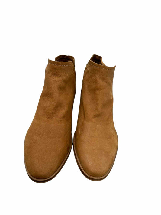 Dolce Vita Tan Bootie SIZE 8 **NEW**