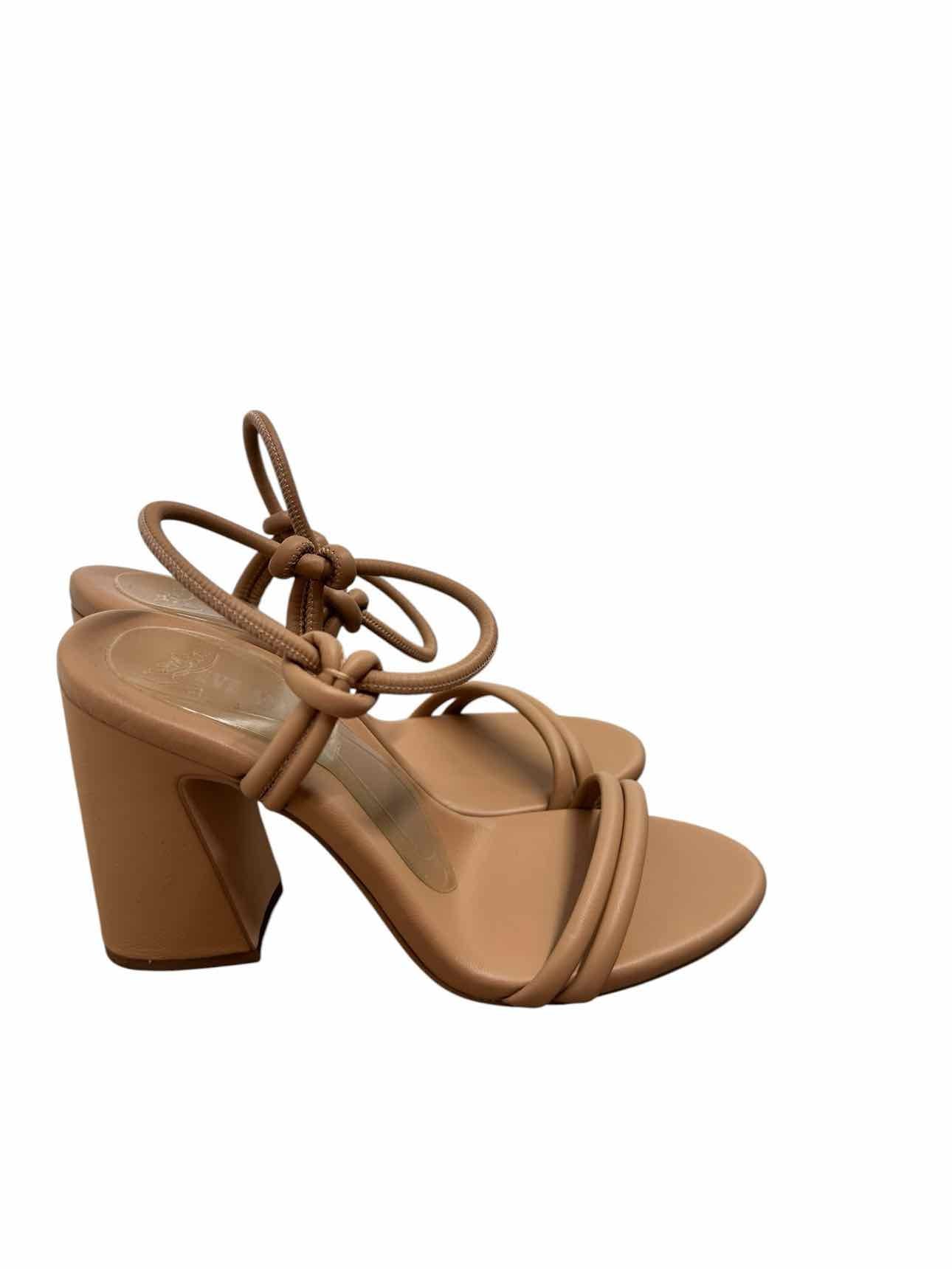 Steve Madden Beige Harrlow Block Heel Sandals Shoe Size 7
