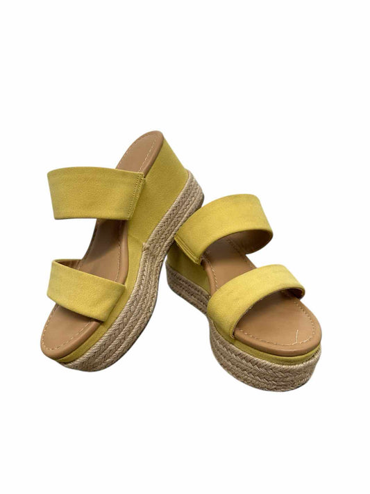 Lauren Conrad Yellow Sandals Shoe Size 5