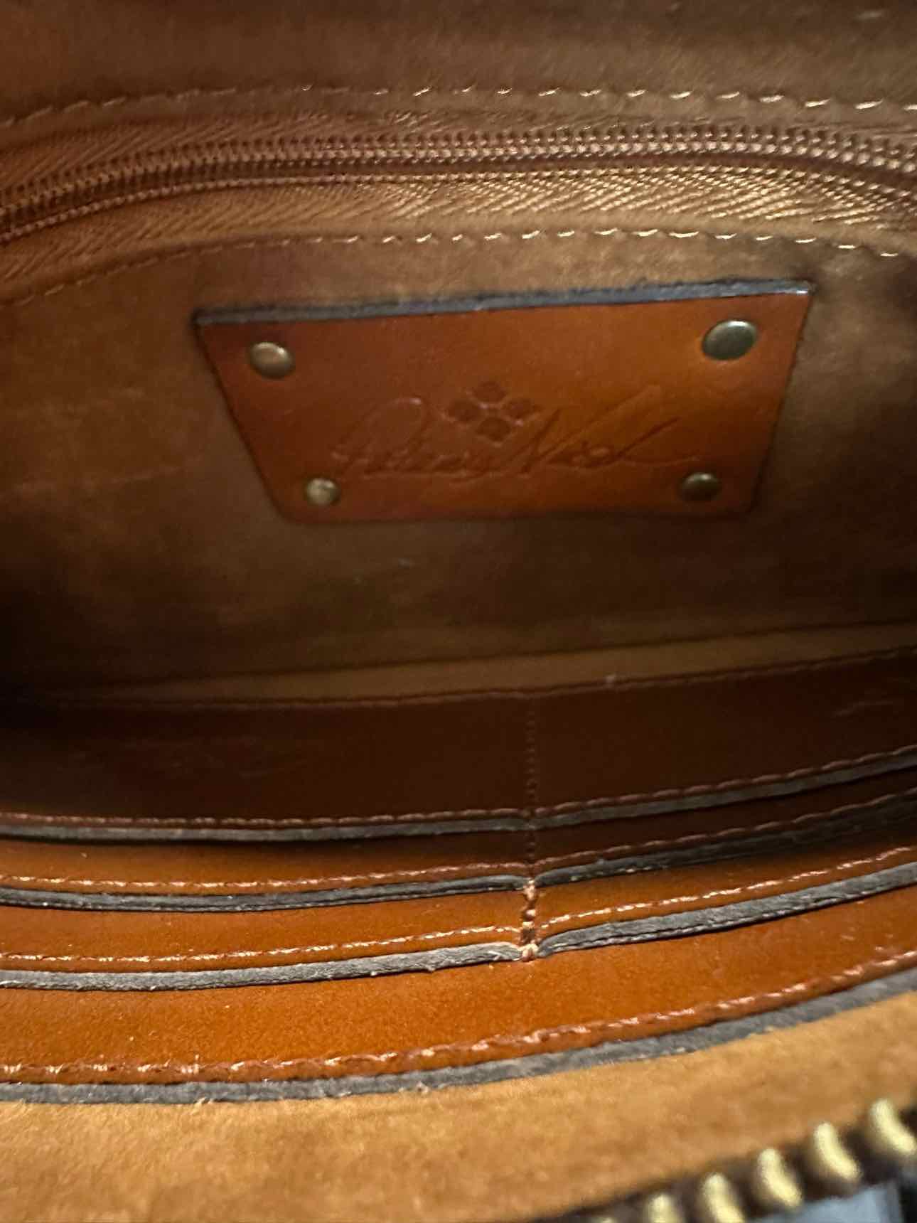 Patricia Nash Cassini Beige Wristlet