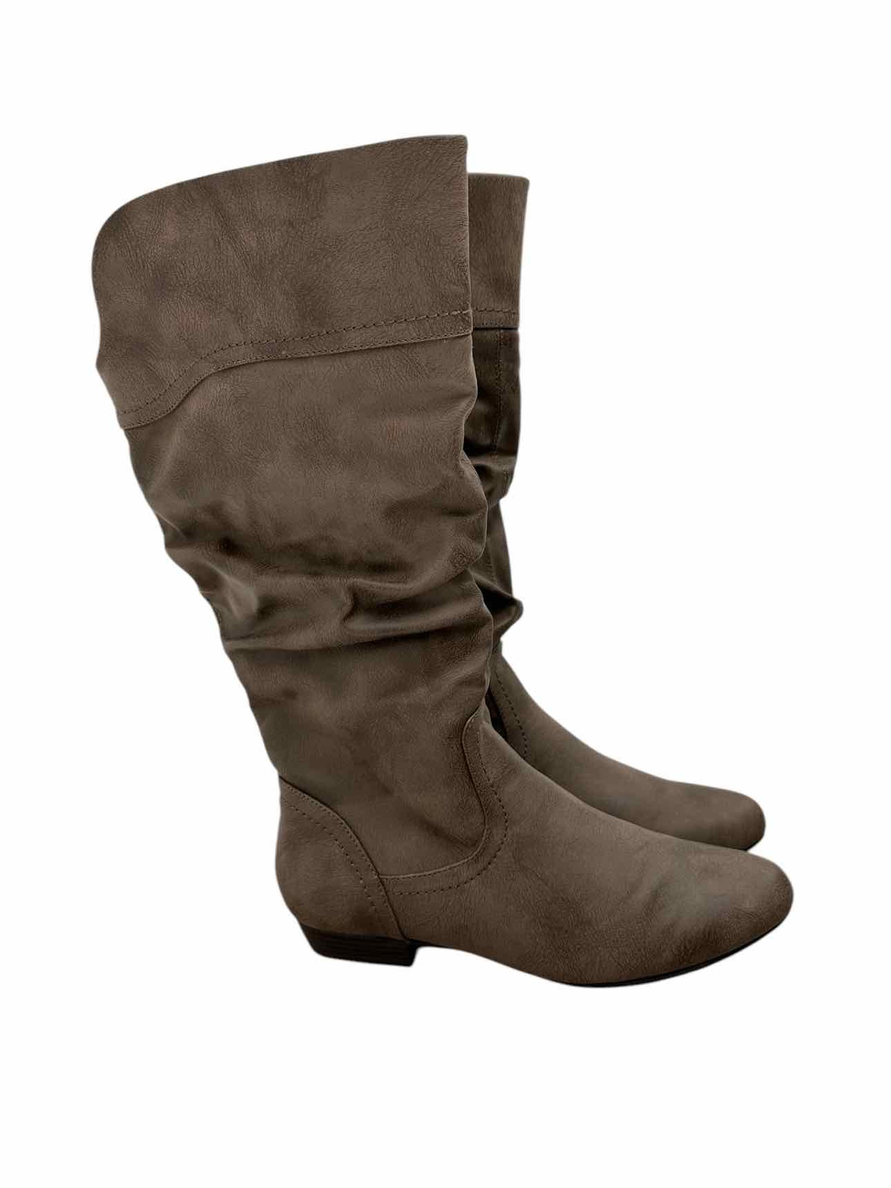 Cliffs Taupe Slouch Boots Shoe Size 7.5