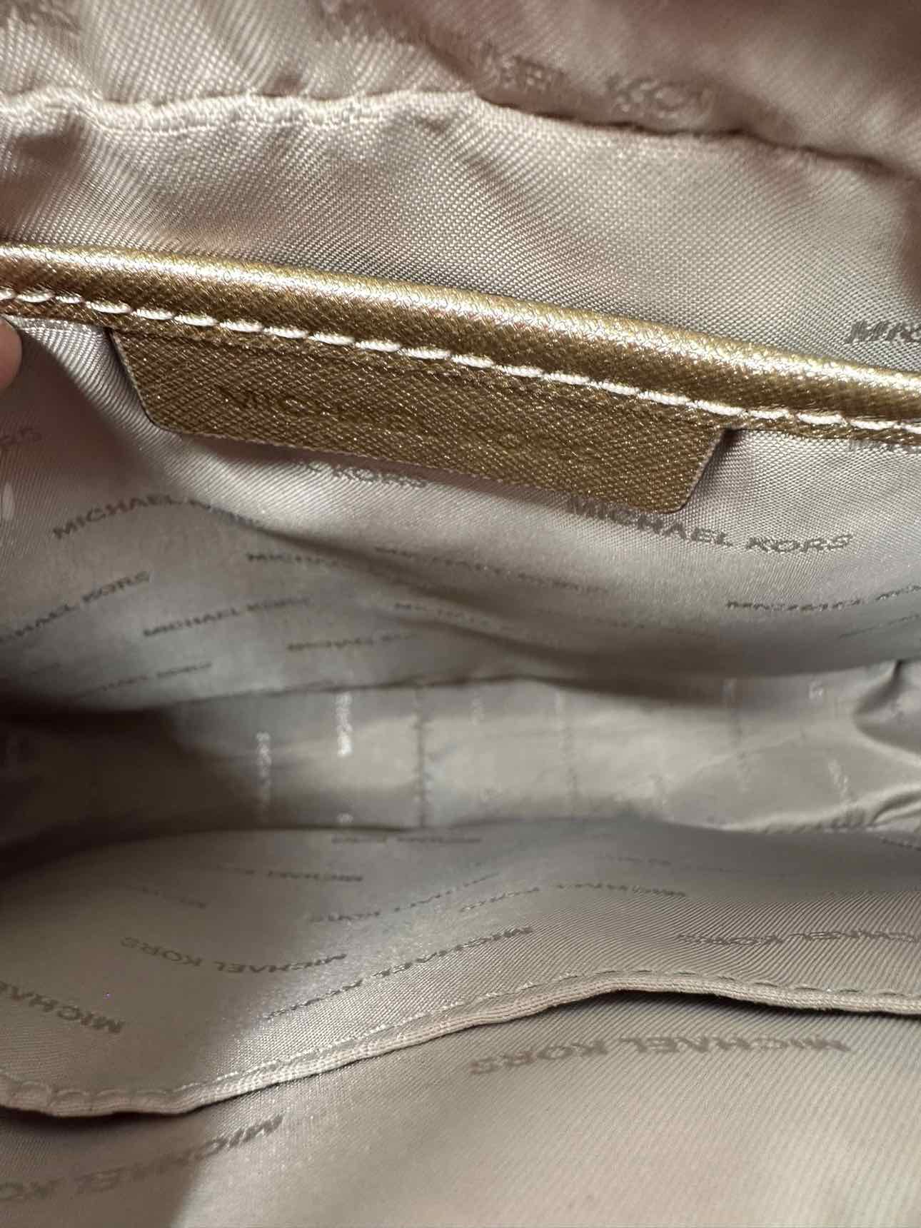 Michael Kors Jet Set Medium Crossbody