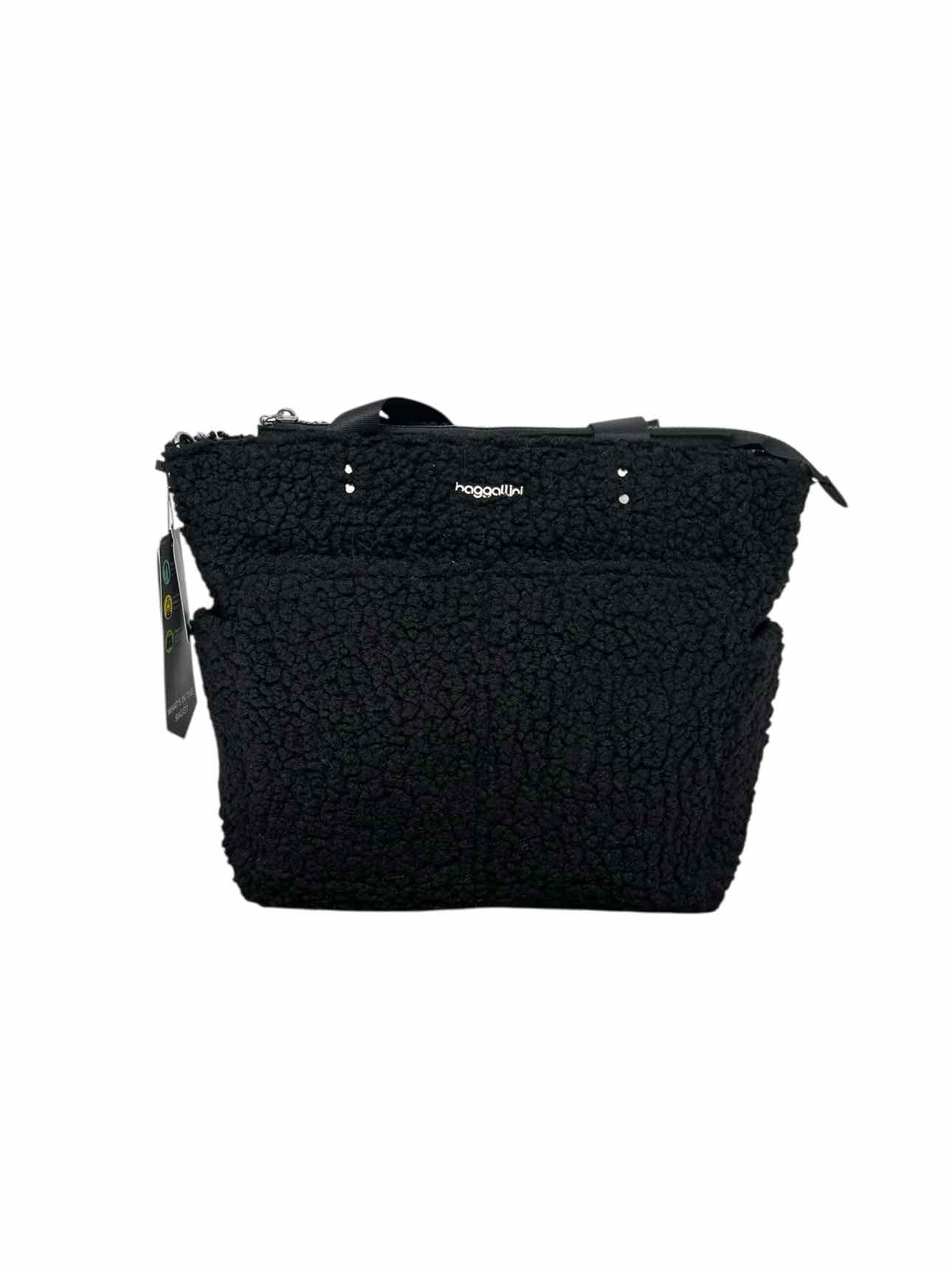 Baggallini Carryall North South Tote Black Sherpa **NEW**