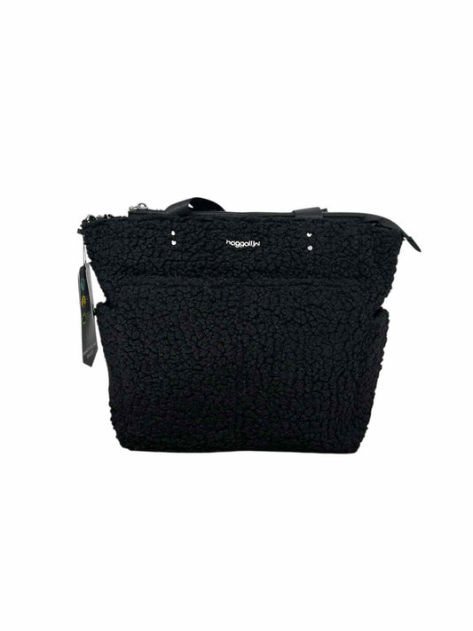 Baggallini Carryall North South Tote Black Sherpa **NEW**