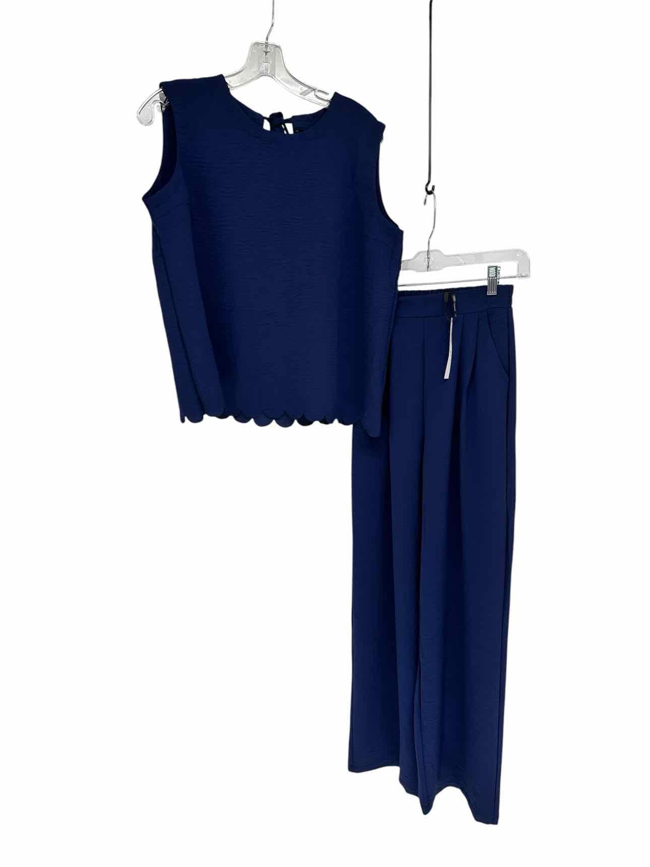 Coco +  Carmen Navy Size S/M 2 PC Pant Set **NEW**