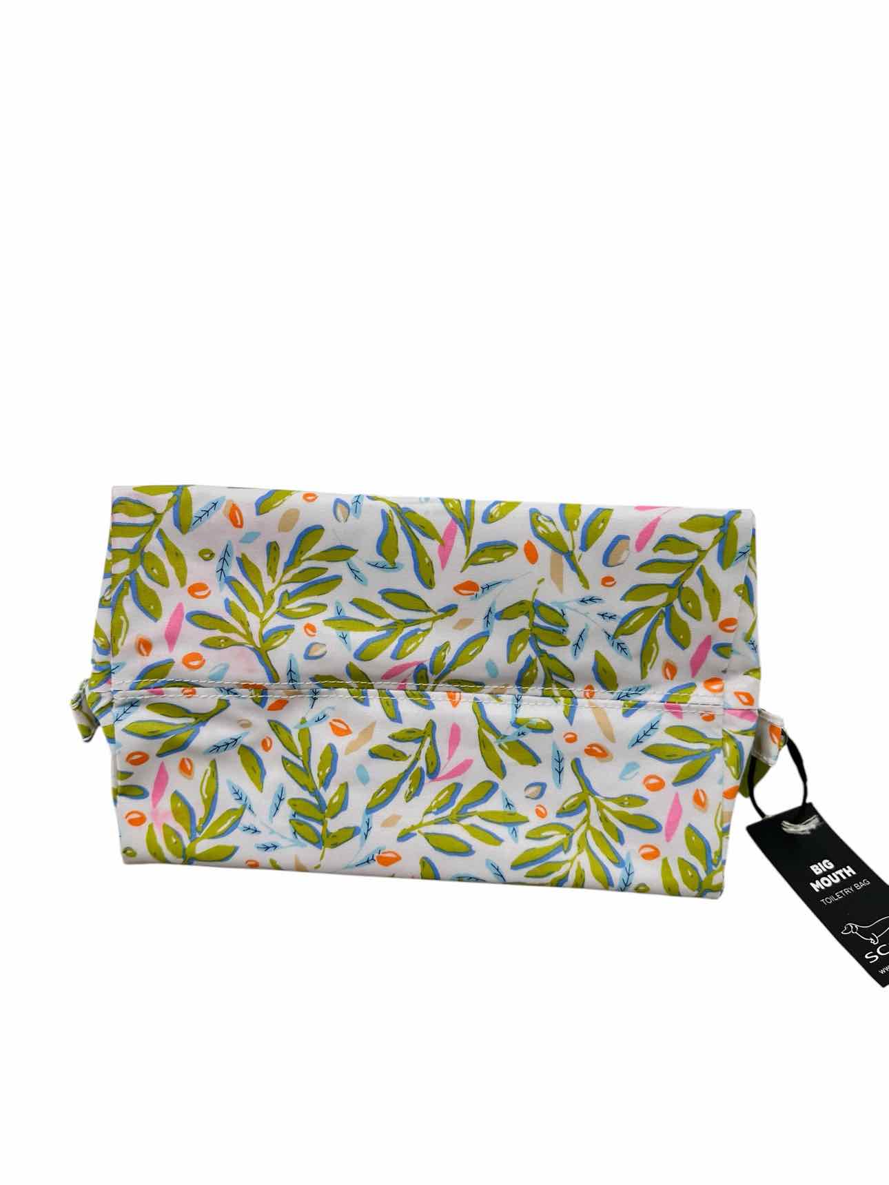 Scout Big Mouth Toiletry Bag in Olive or Twist  **NEW**