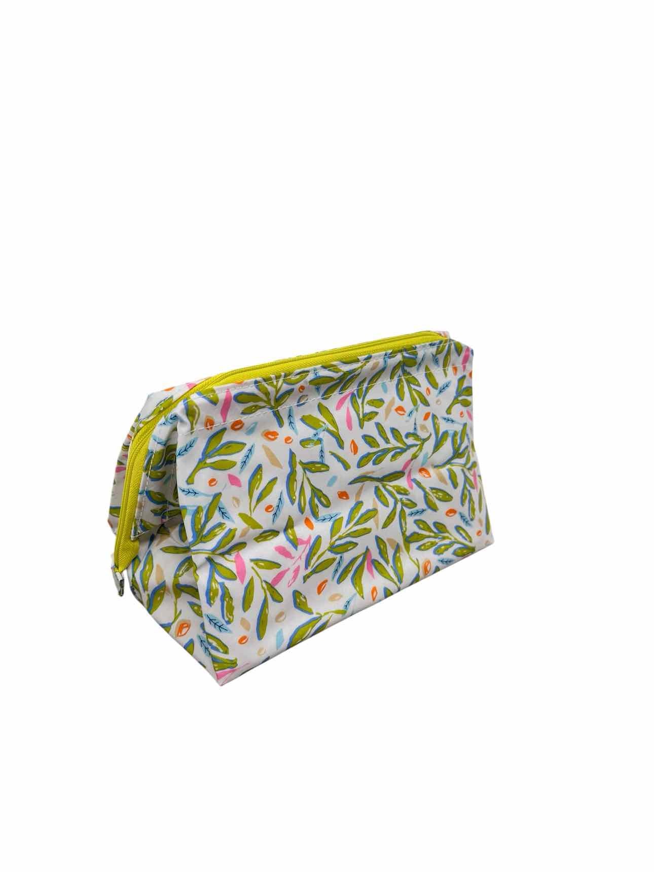 Scout Big Mouth Toiletry Bag in Olive or Twist  **NEW**