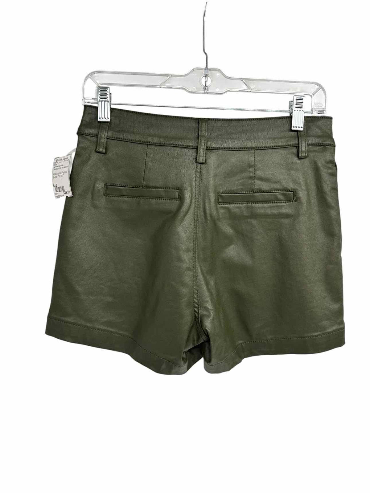 Kut from the Kloth Willa Coated Pleated Shorts Olive Size 2 **NEW**