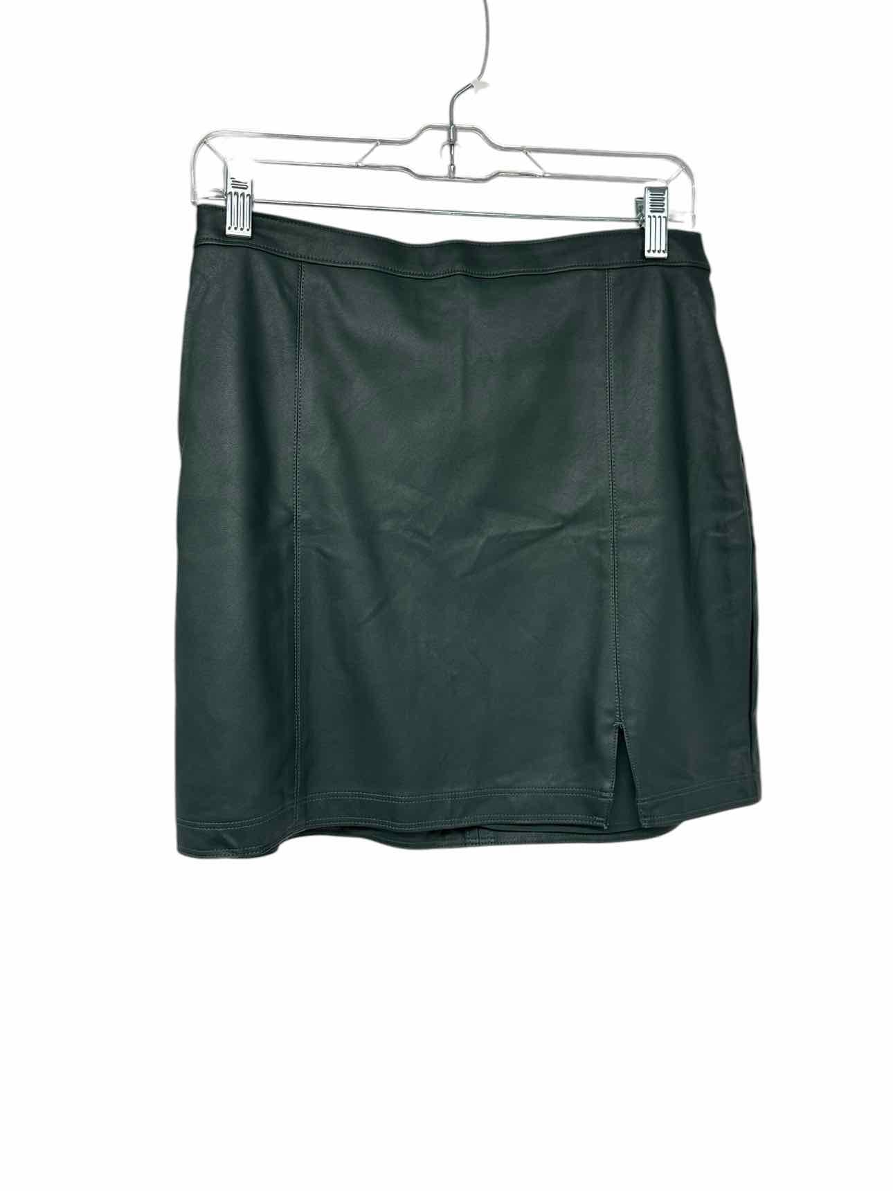 Abercrombie & Fitch Green Mini Skirt Size M