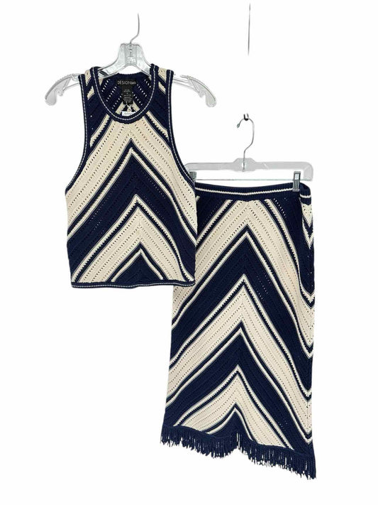 Design 365 Navy Size S 2 PC Skirt Set