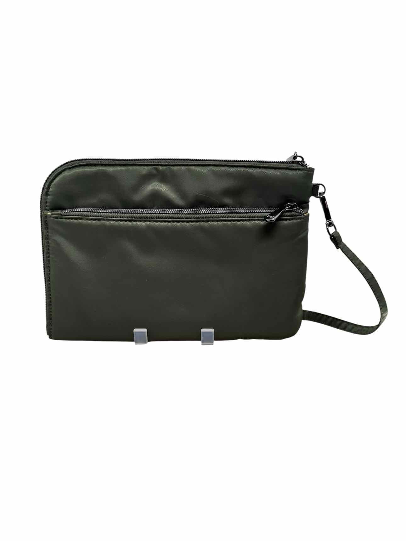 Lug Halfpipe Zip Wristlet Wallet