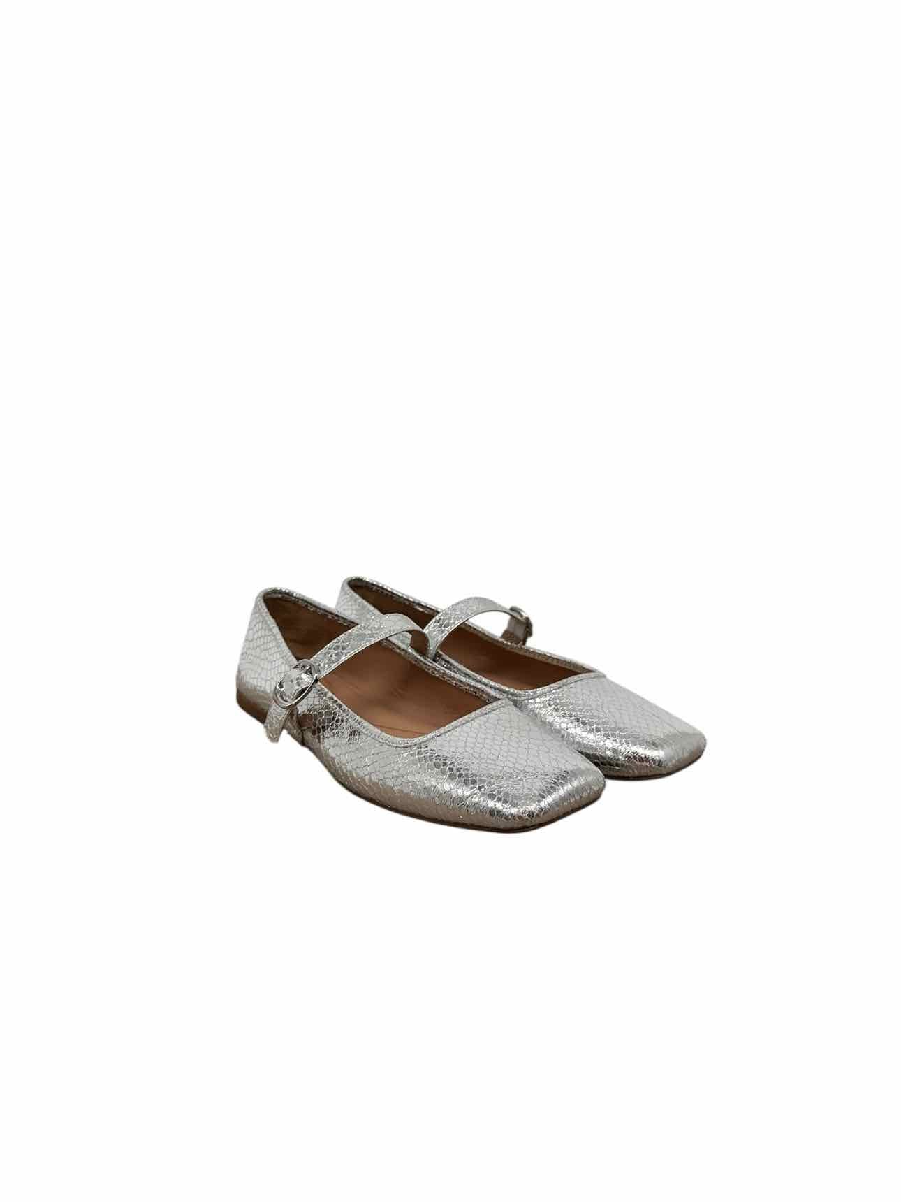 I.N.C. Silver Shoe Size 7 Mary Janes