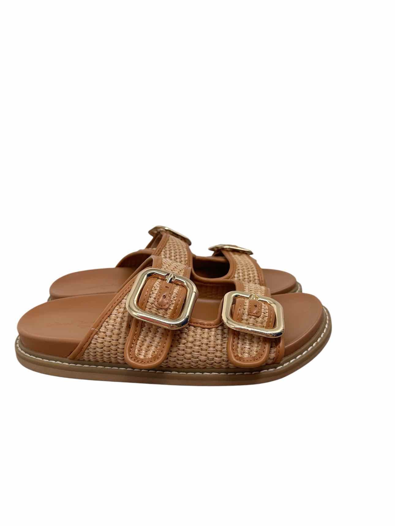 Universal Threads Tan Shoe Size 7.5 Sandals